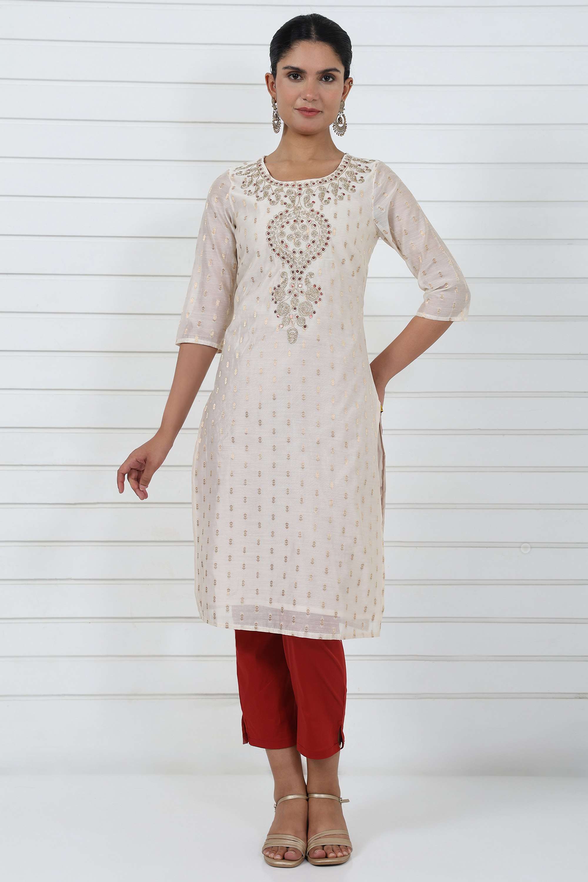 Textured-Polyester-Round-Neck-Women-Fusion-Wear-Kurta