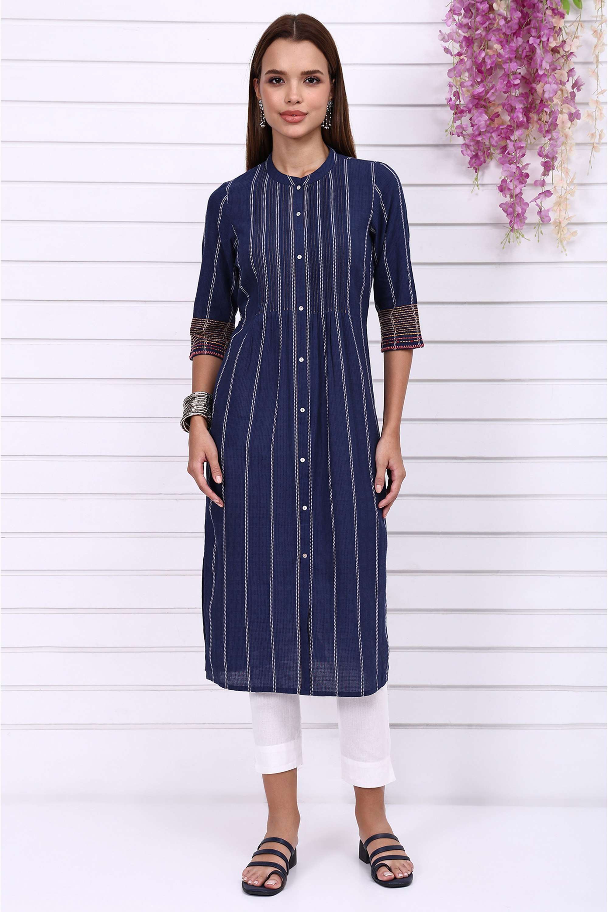 Stripes-Cotton-Blend-Round-Neck-Women-s-Fusion-Wear-Kurta