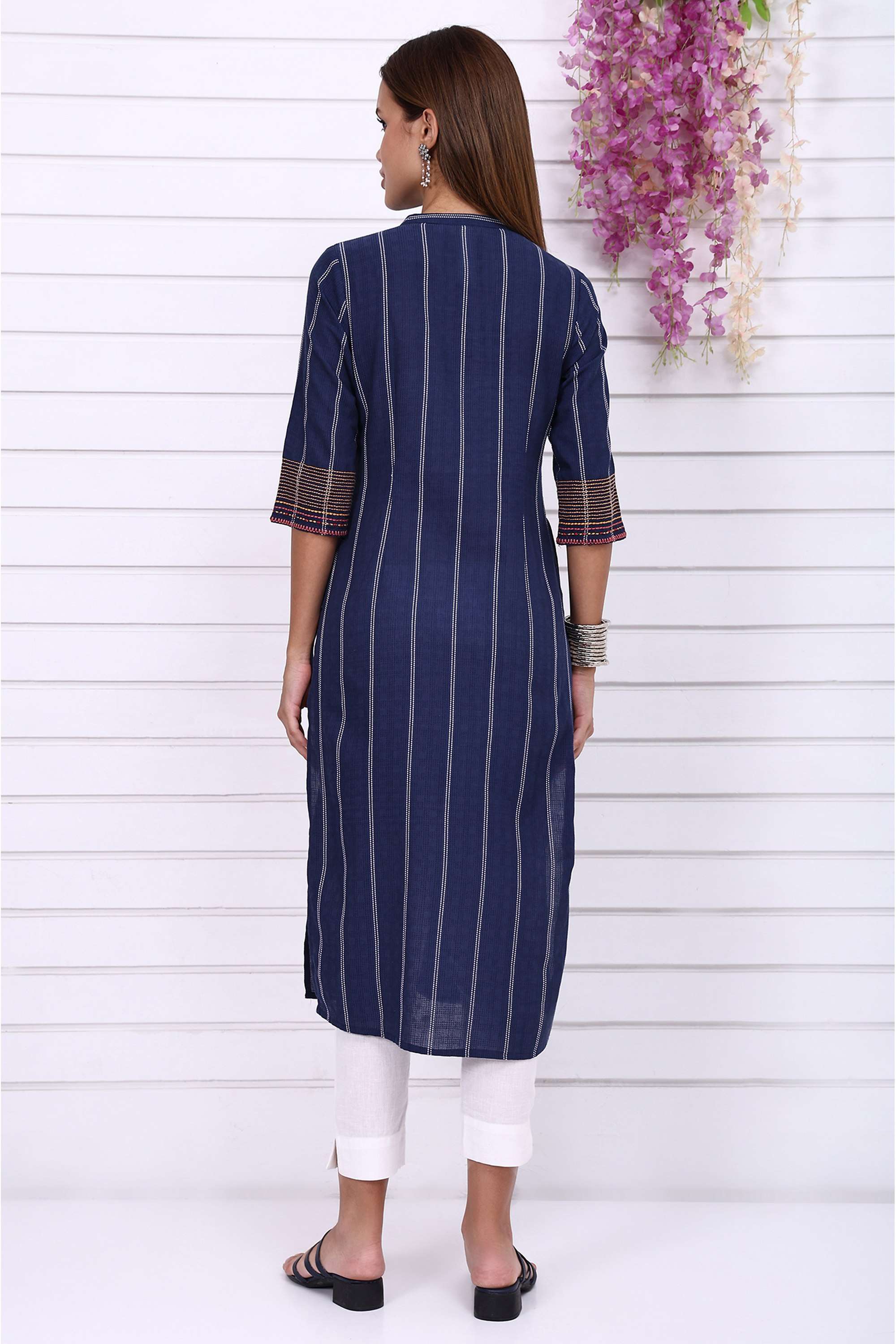 Stripes-Cotton-Blend-Round-Neck-Women-s-Fusion-Wear-Kurta