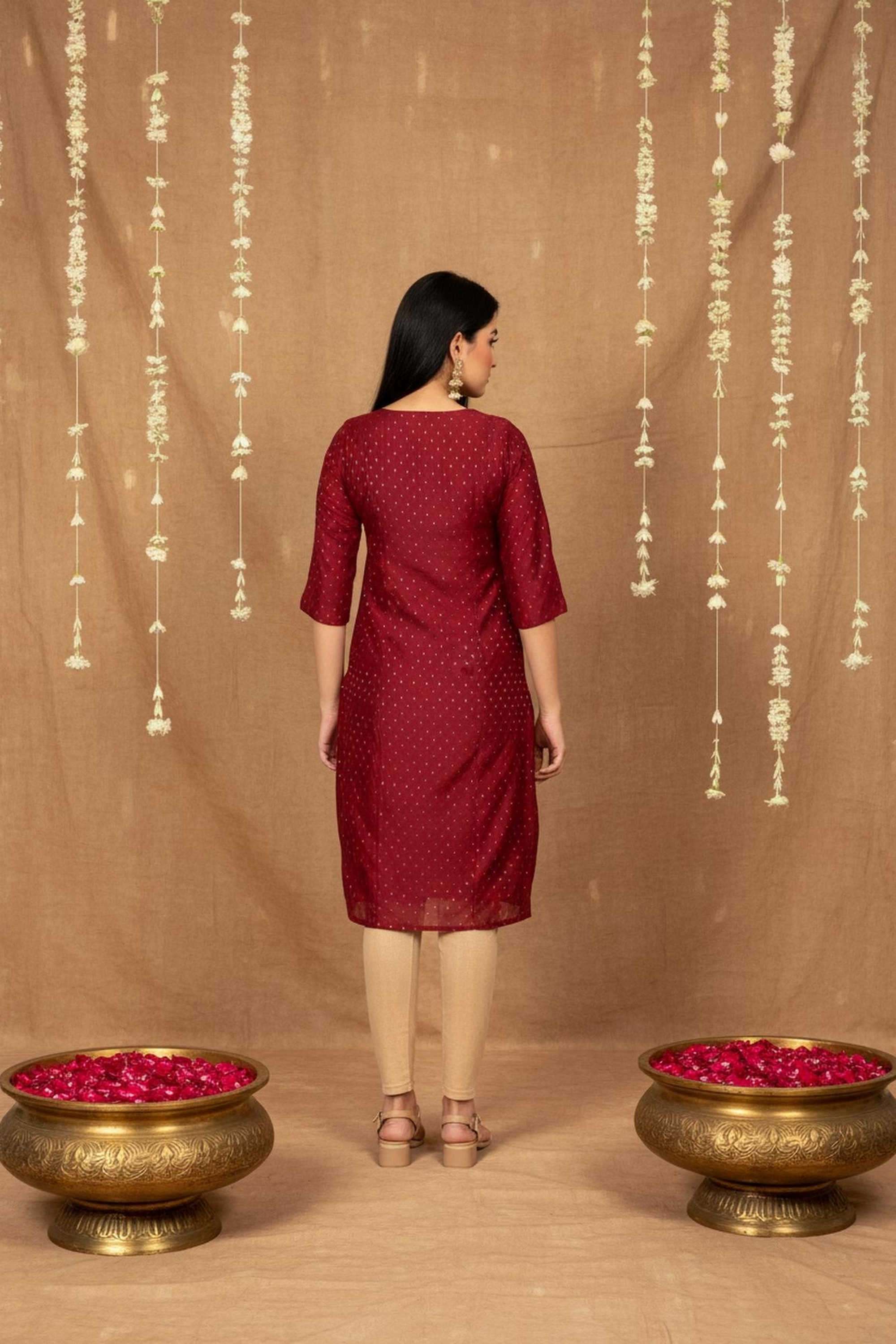 Embroidered-Polyester-Round-Neck-Women-Fusion-Wear-Kurta