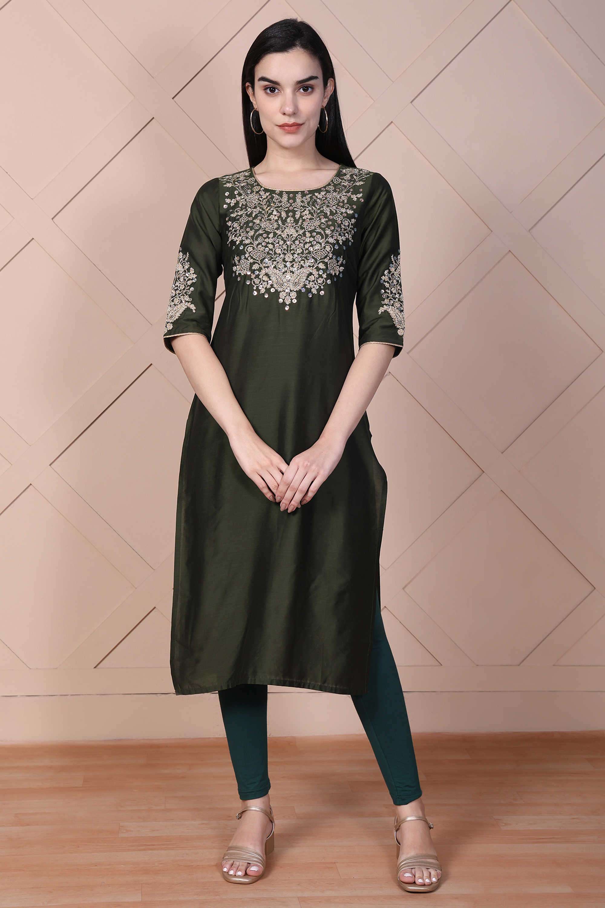 Embroidered-Blended-Fabric-Women-s-Festive-Wear-Kurta