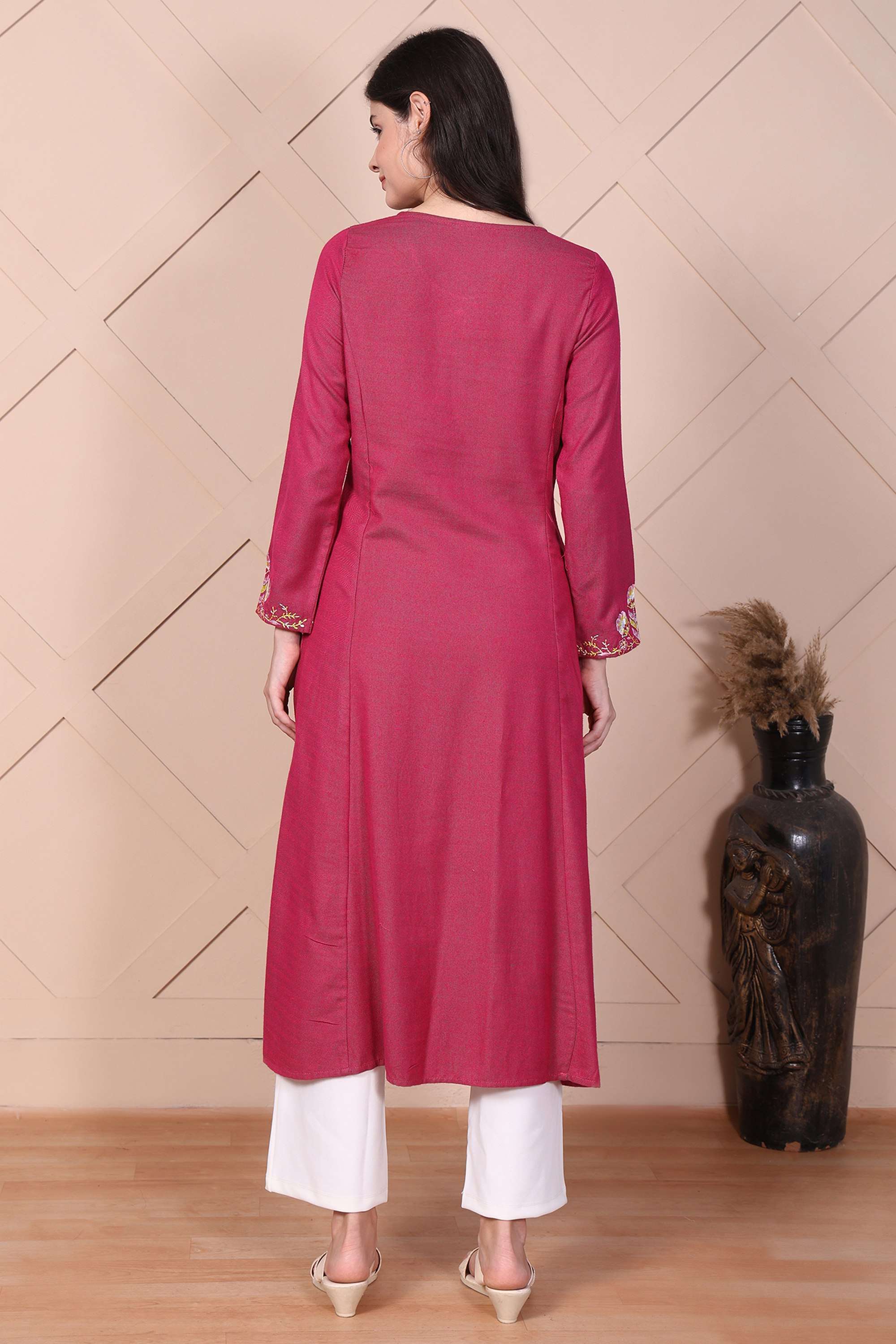 Embroidered-Viscose-Round-Neck-Women-s-Festive-Wear-Kurta