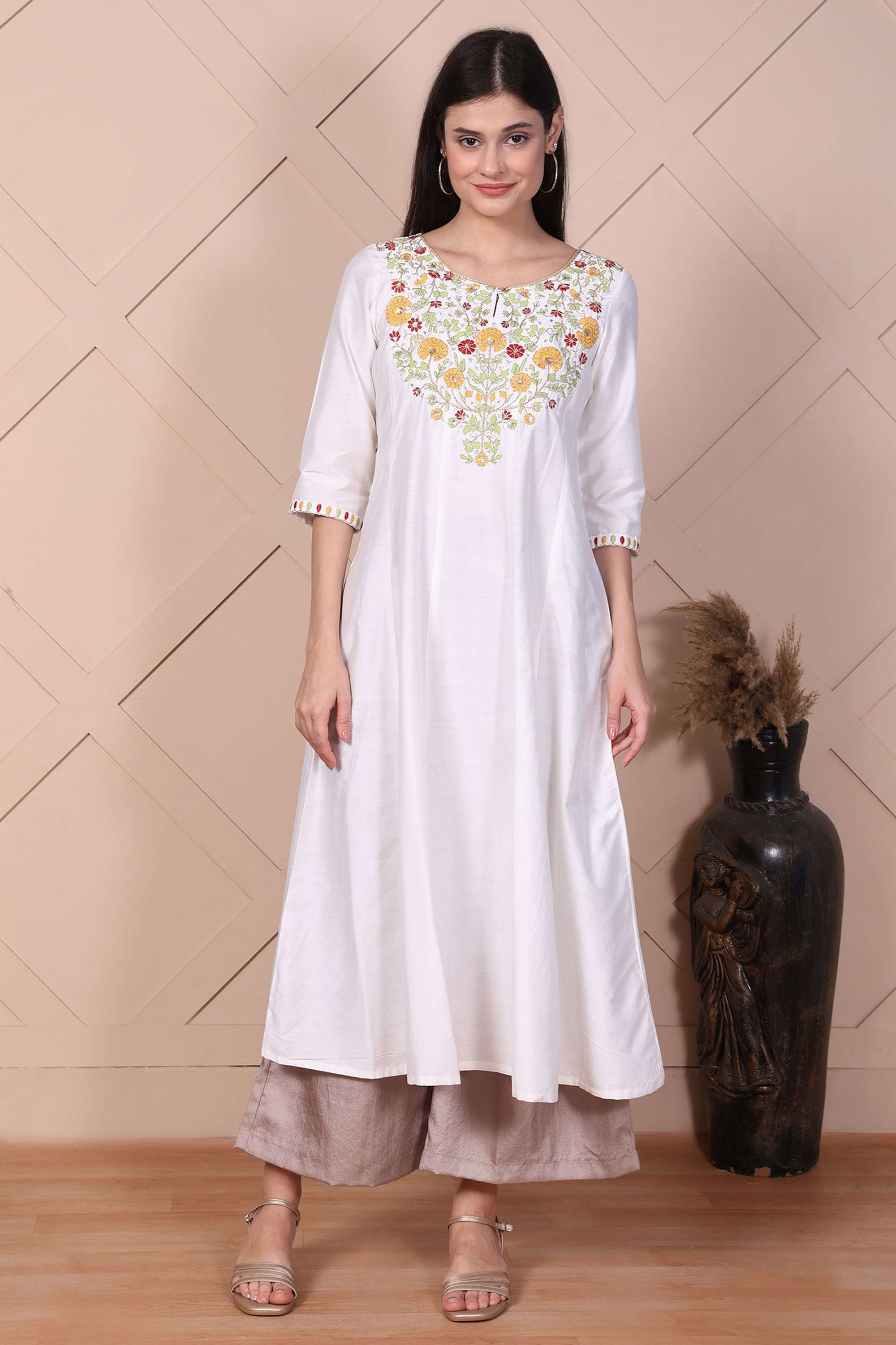 Embroidered-Viscose-Round-Neck-Women-s-Festive-Wear-Kurta