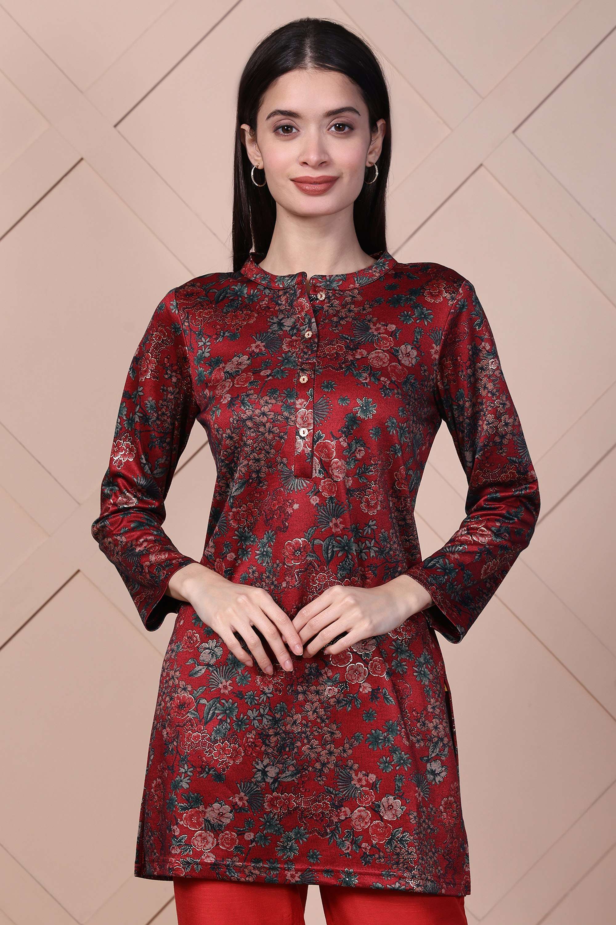 Floral-Blended-Fabric-Round-Neck-Women-s-Festive-Wear-Kurta