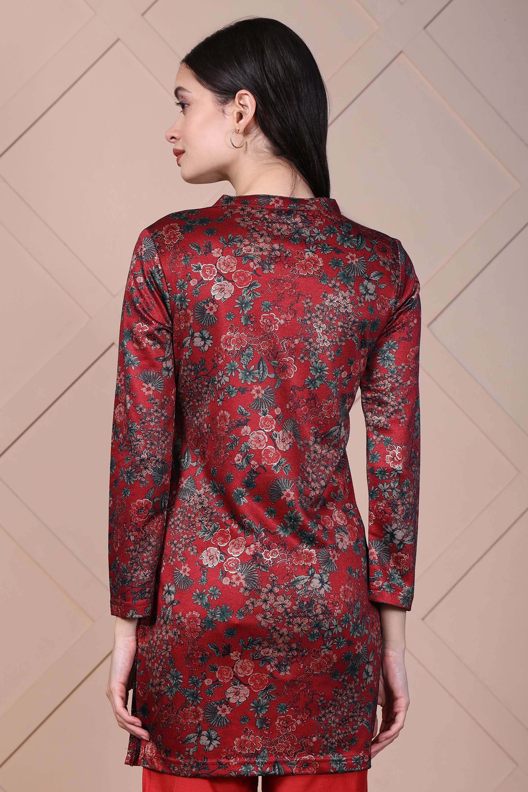 Floral-Blended-Fabric-Round-Neck-Women-s-Festive-Wear-Kurta