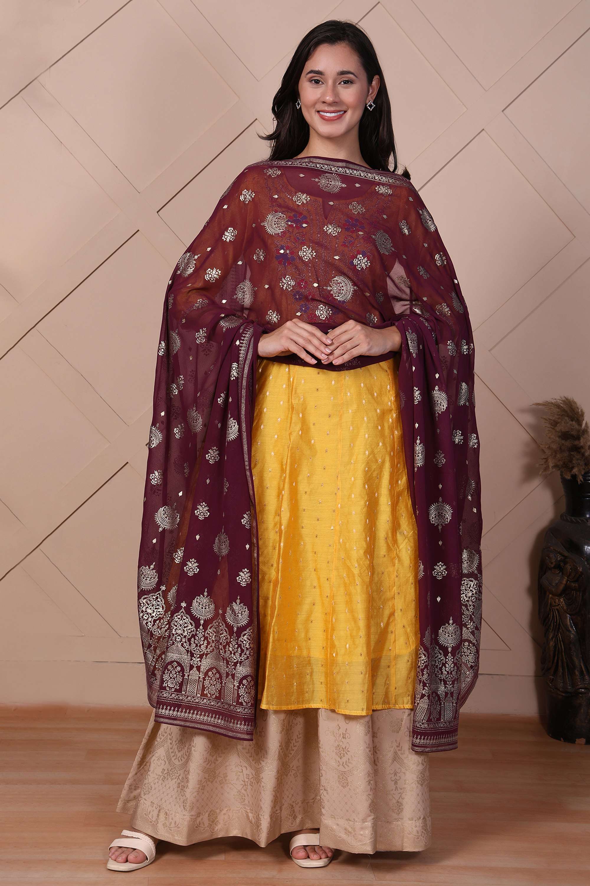 Textured-Polyester-Woven-Women-s-Dupatta