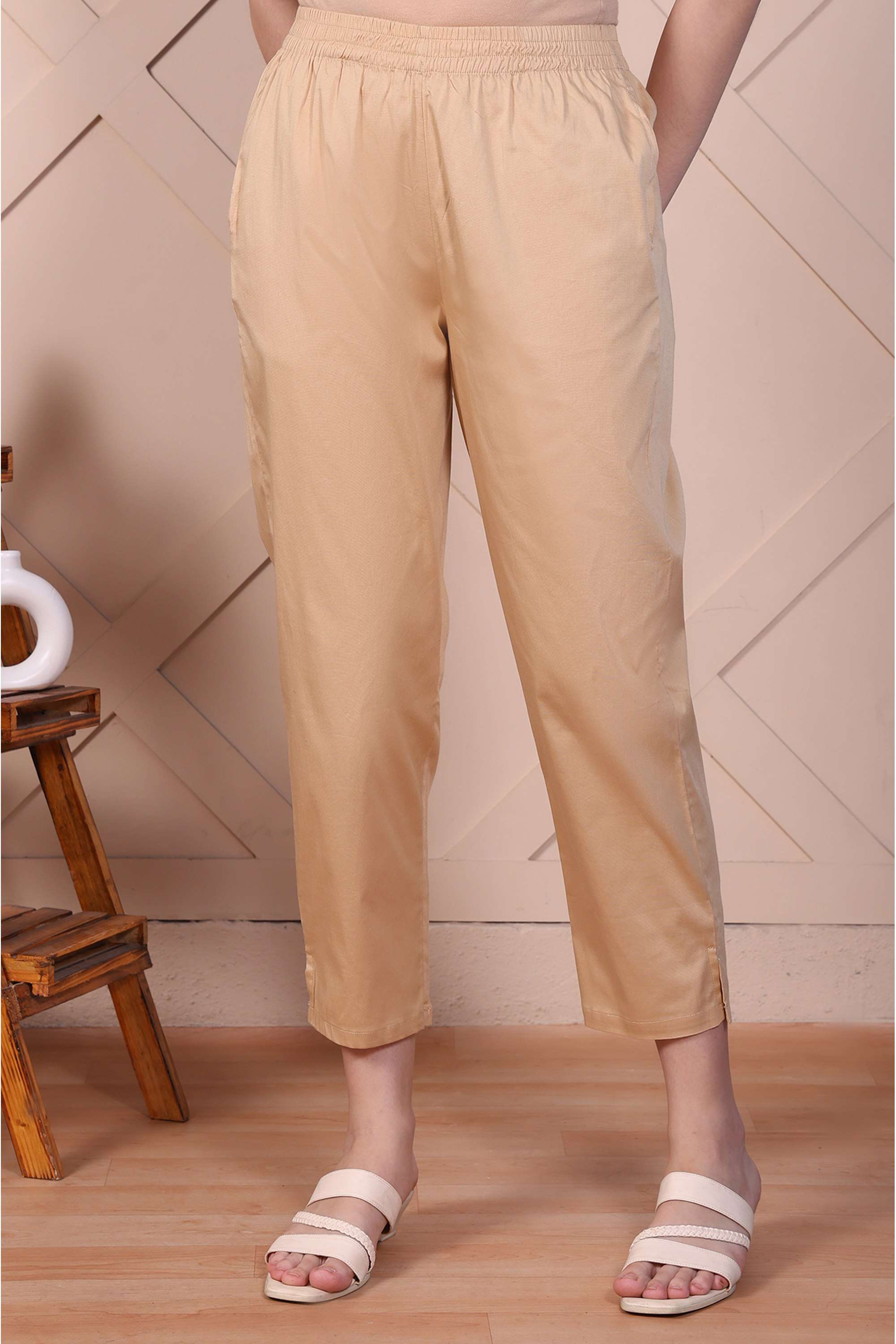 Solid-Crop-Cotton-Blend-Women-Trousers