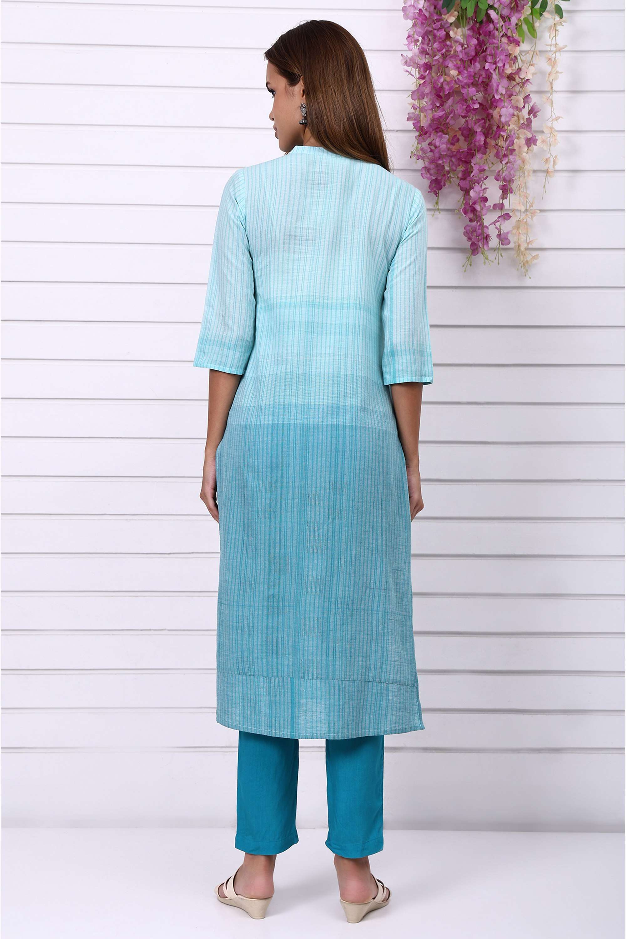 Geometric-Print-Viscose-Round-Neck-Women-s-Fusion-Wear-Kurta-Set
