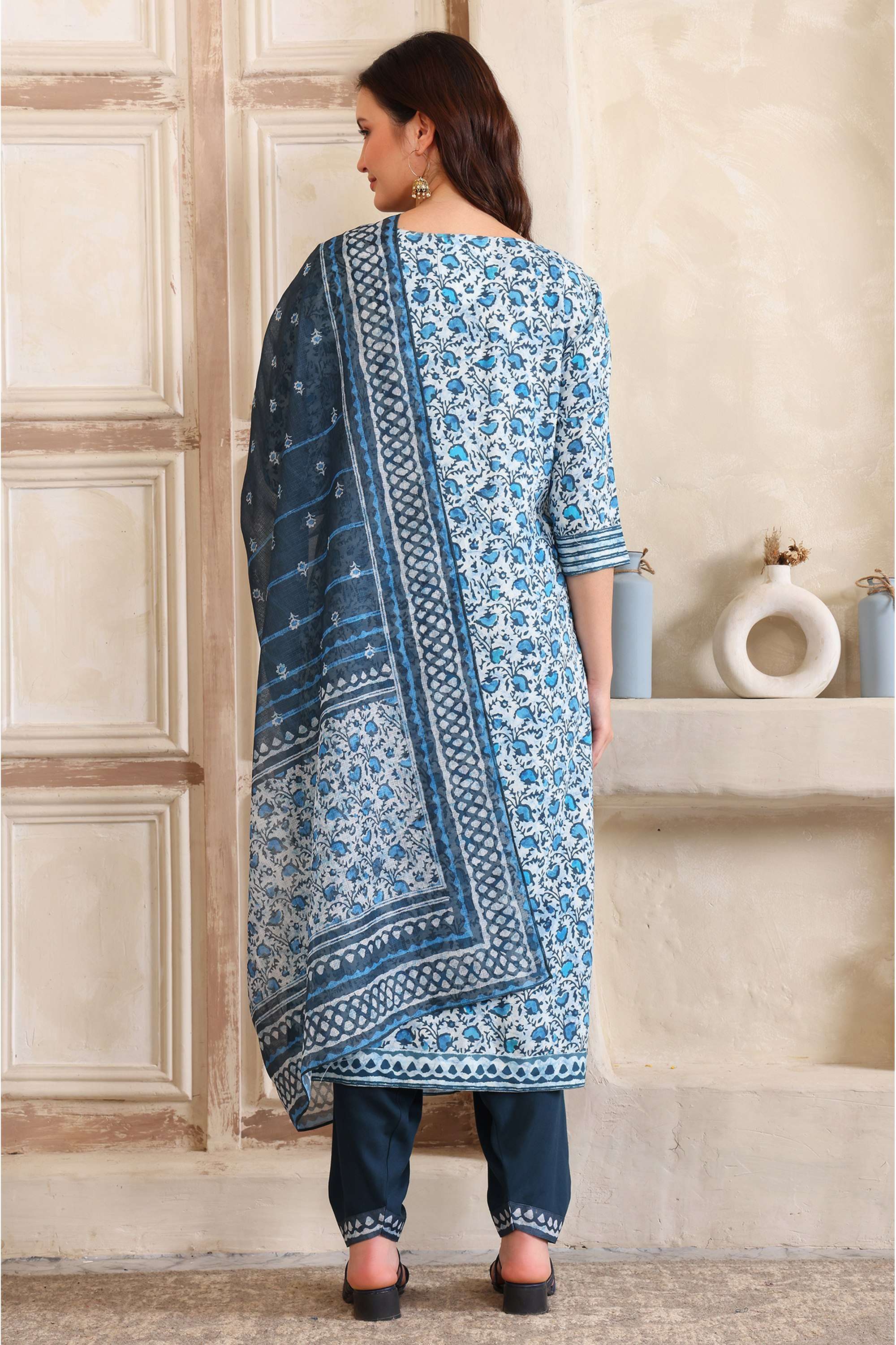 Abstract-Blended-Fabric-Round-Neck-Women-s-Fusion-Wear-Kurta-Set