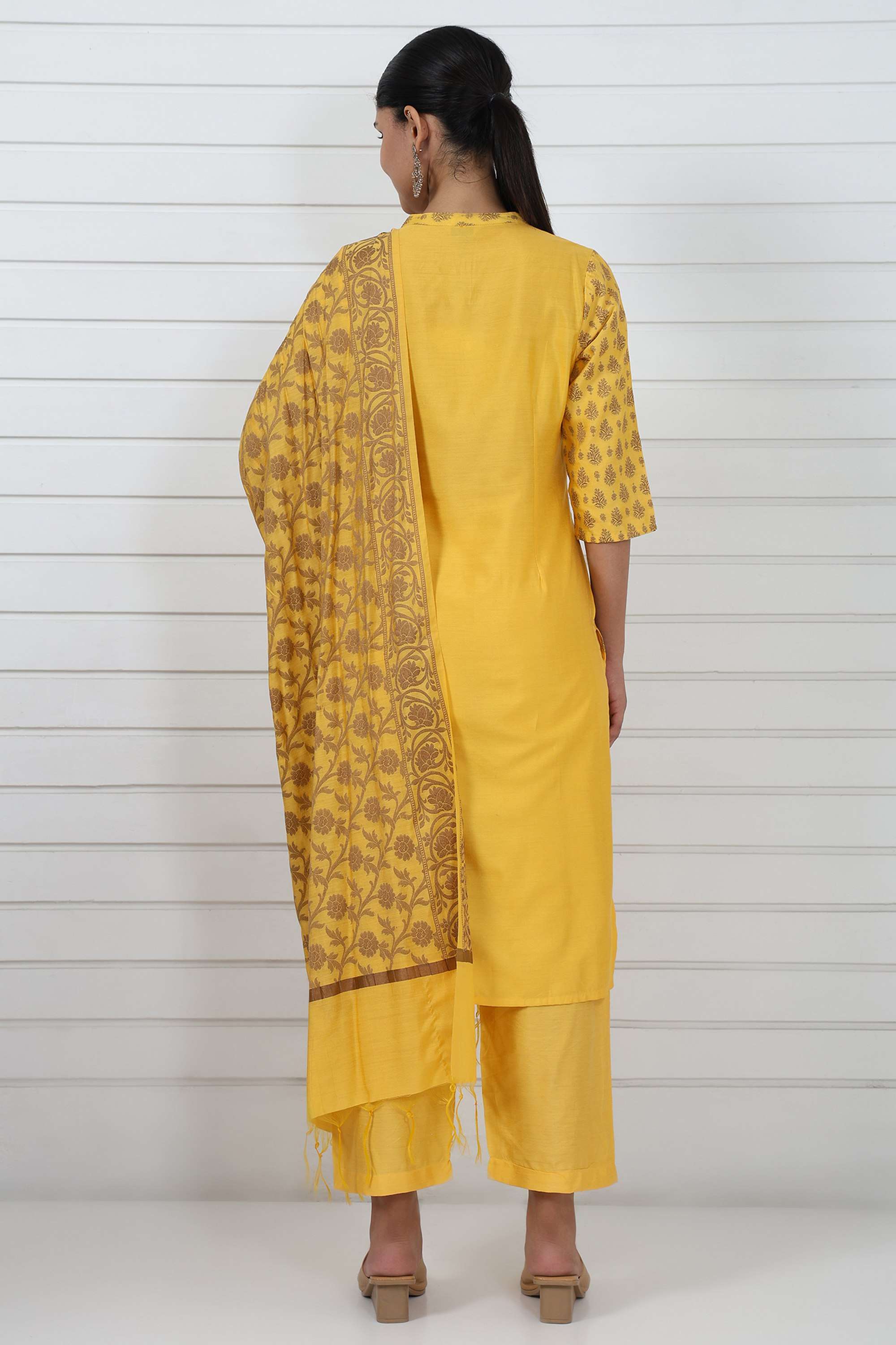 Abstract-Blended-Fabric-Women-s-Ethnic-Kurta-Set