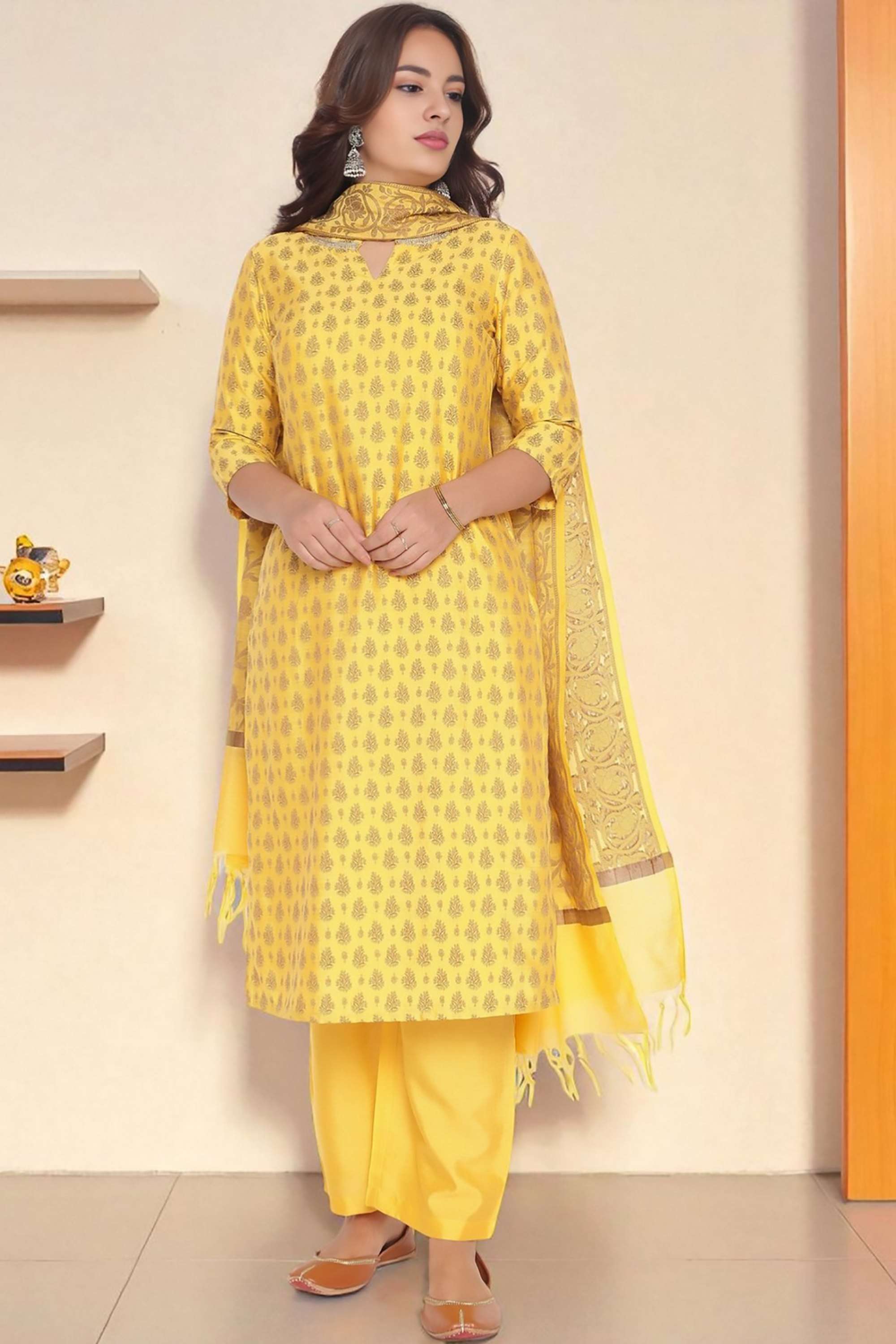 Abstract-Viscose-Round-Neck-Women-s-Ethnic-Kurta-set