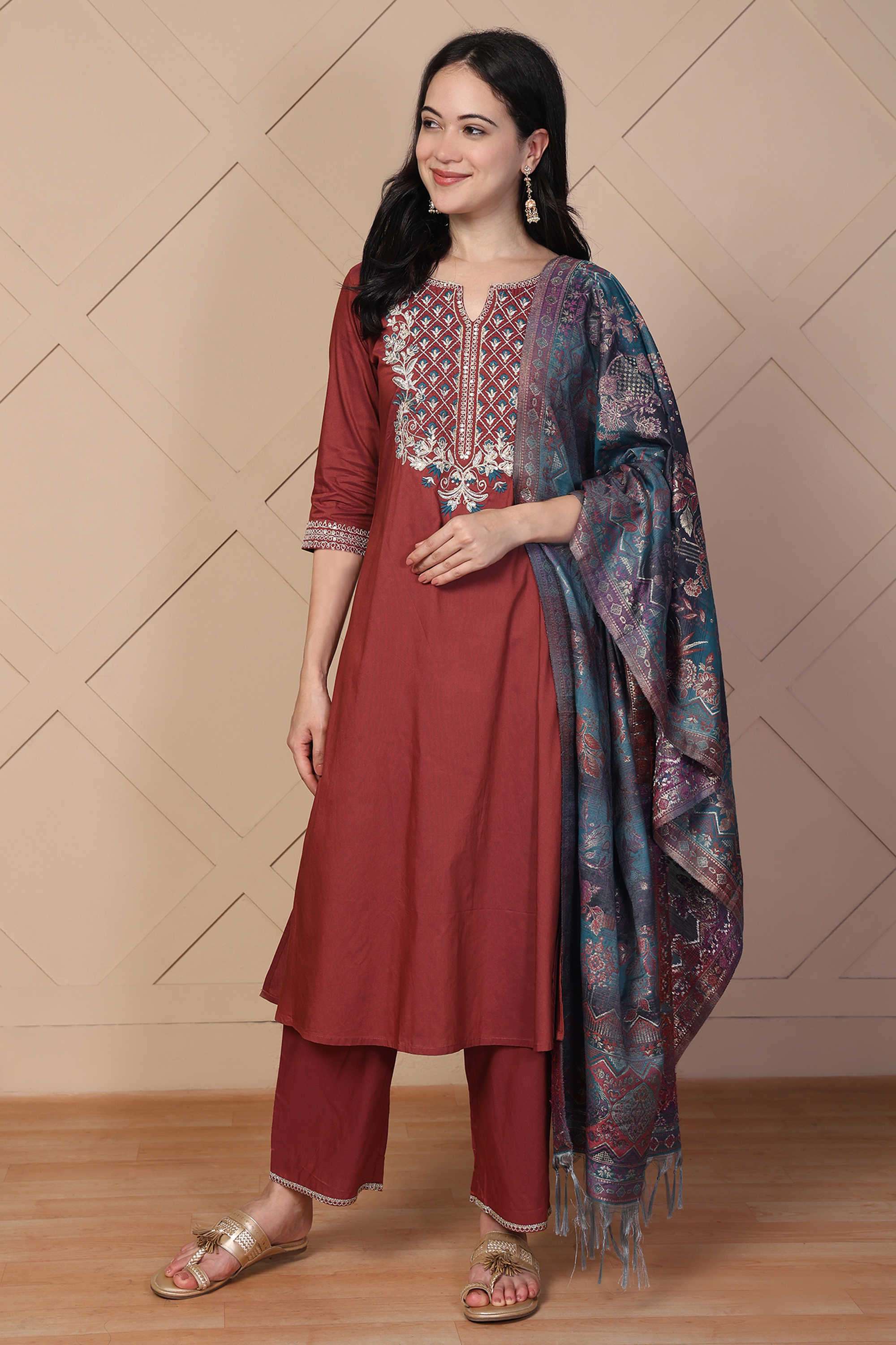 Embroidered-Blended-Fabric-Women-s-Festive-Wear-Kurta-Set