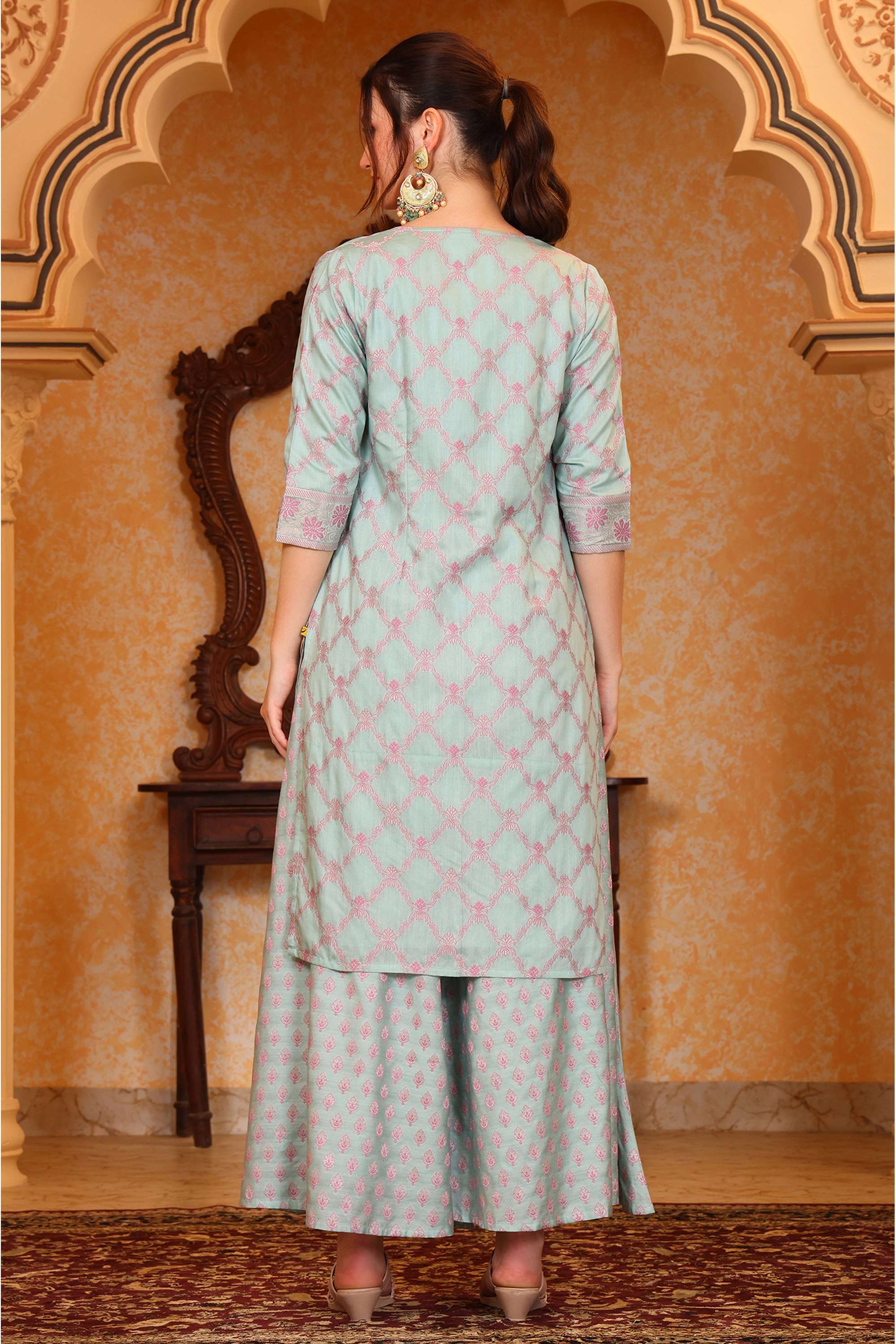 Printed-Viscose-Round-Neck-Women-s-Fusion-Wear-Kurta-Set
