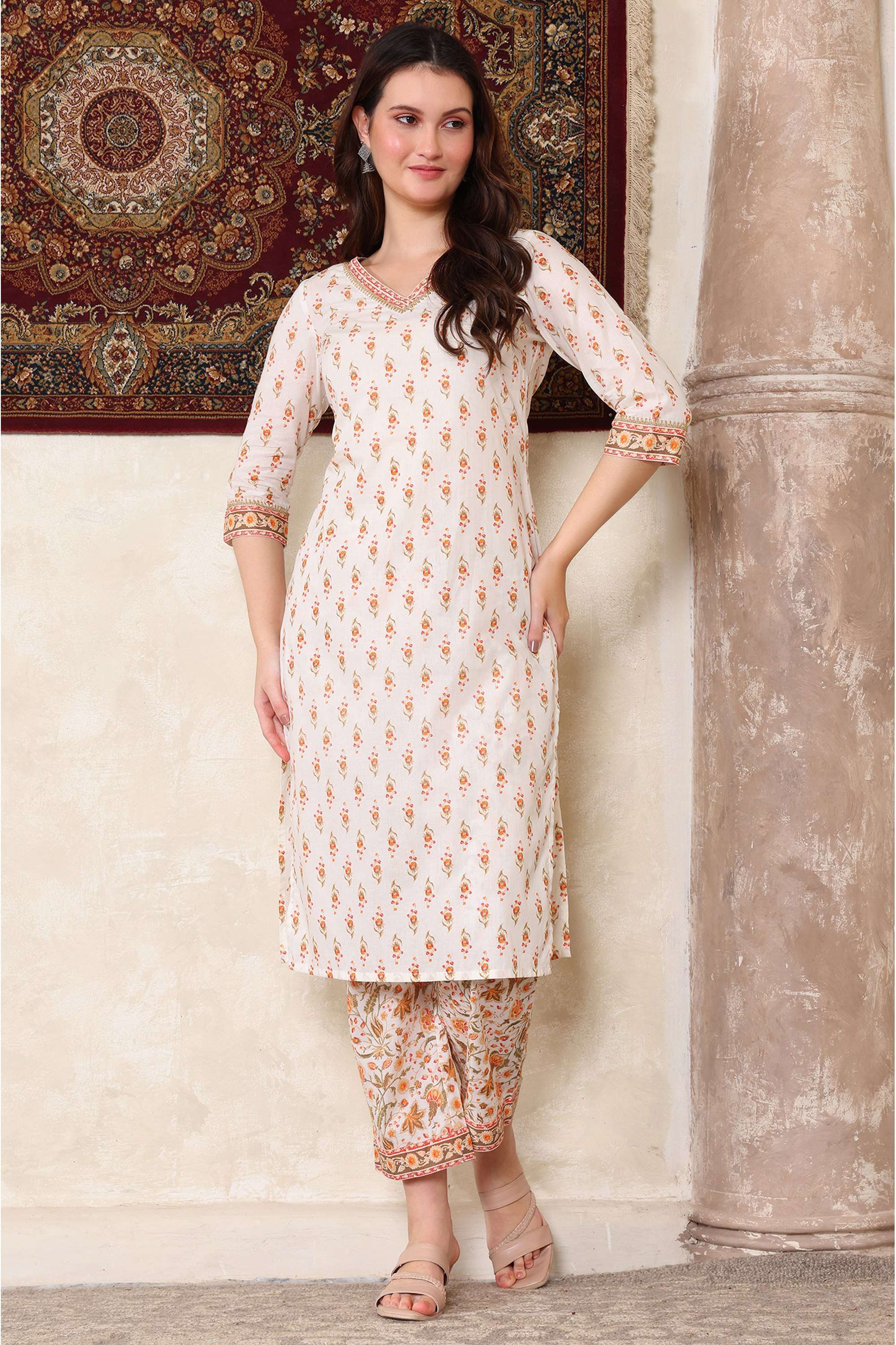 Floral-Cotton-Round-Neck-Women-s-Ethnic-Kurta-Set
