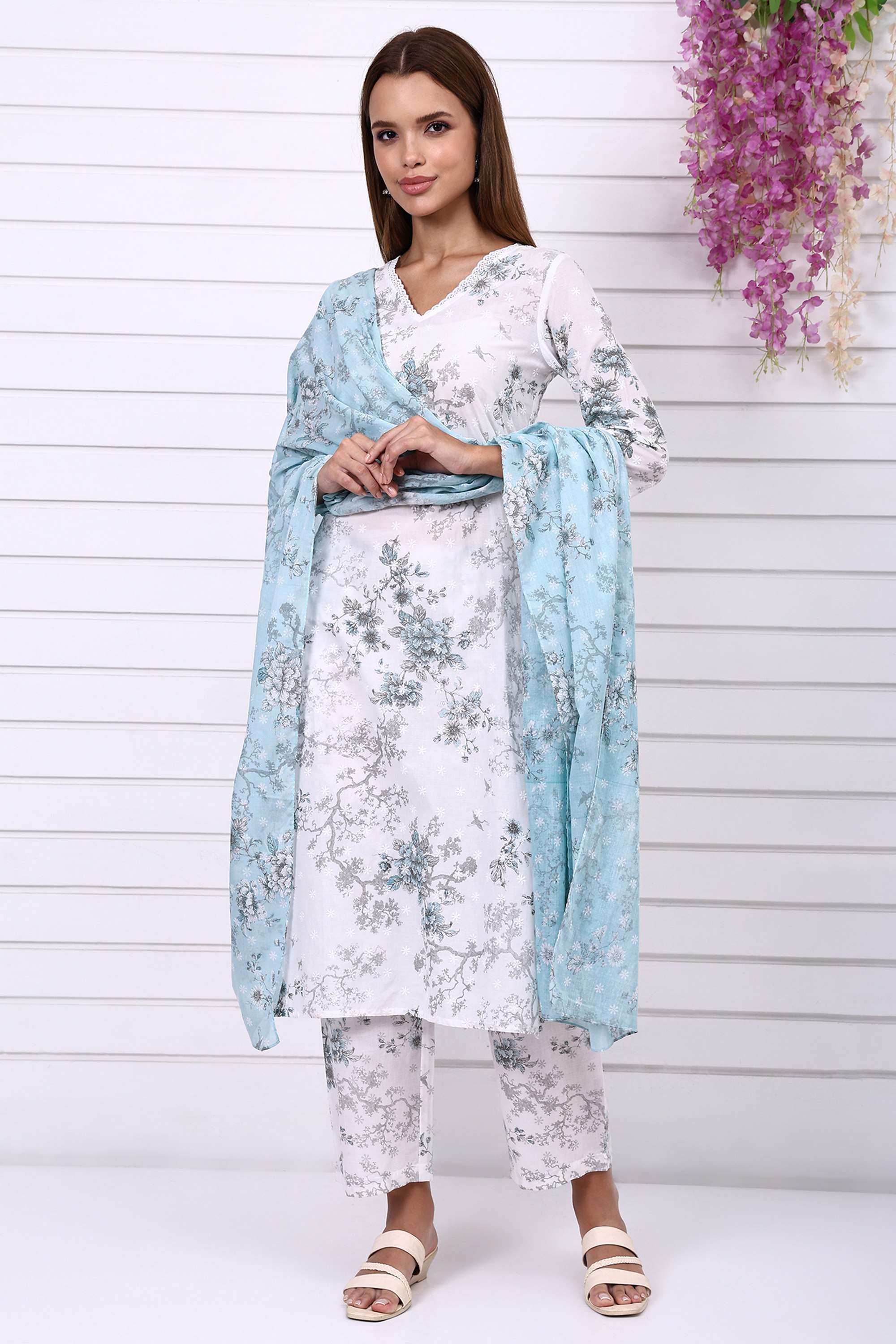 Embroidered-Cotton-Women-s-Fusion-Wear-Kurta-Set