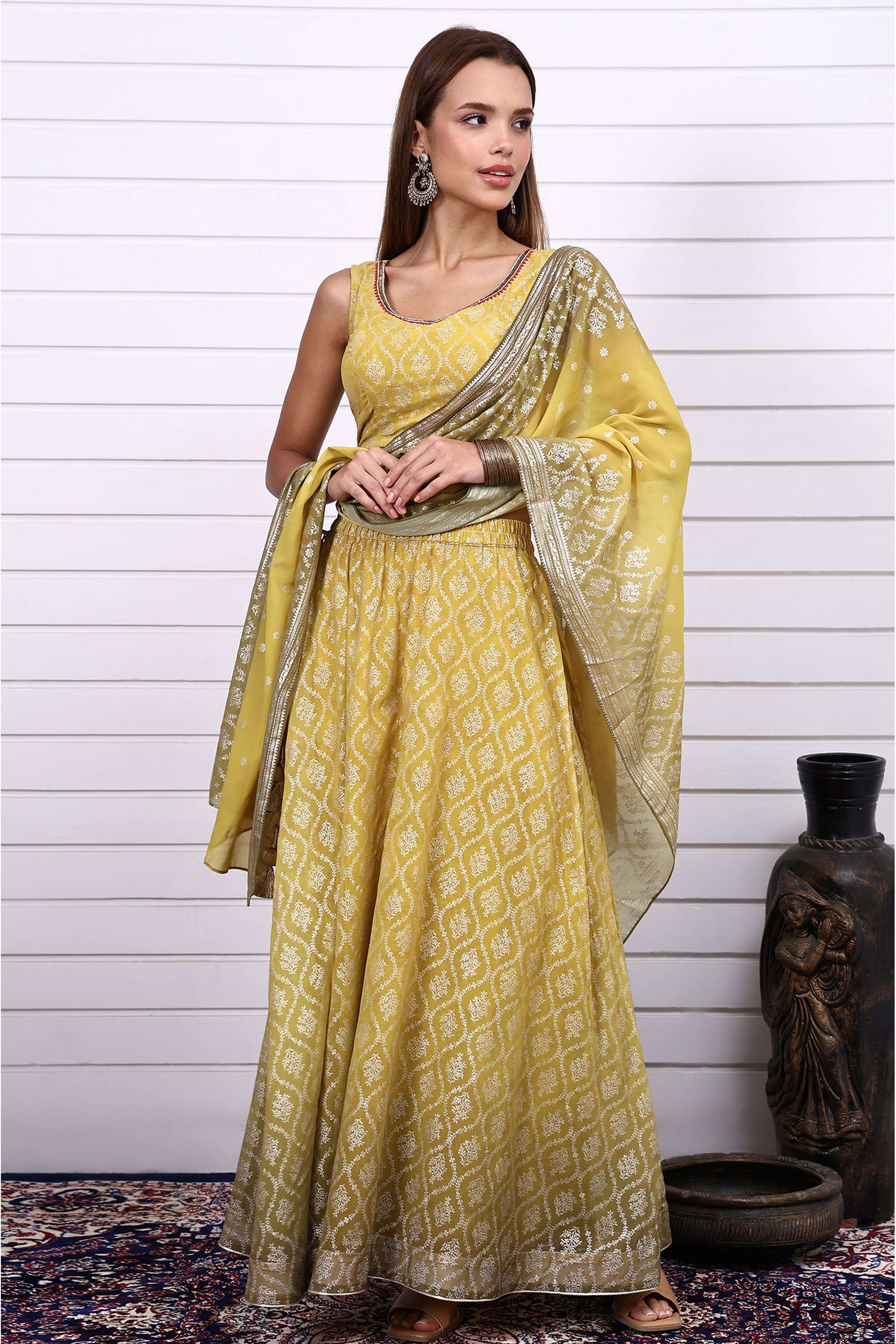 Printed-Polyester-Sweetheart-Neck-Women-s-Top