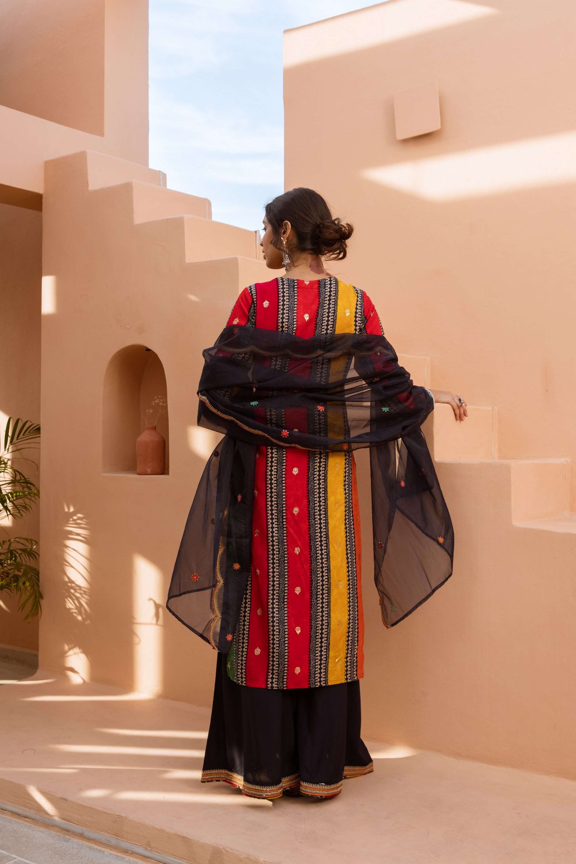 Printed-Cotton-Blend-Round-Neck-Women-s-Kurta-Set