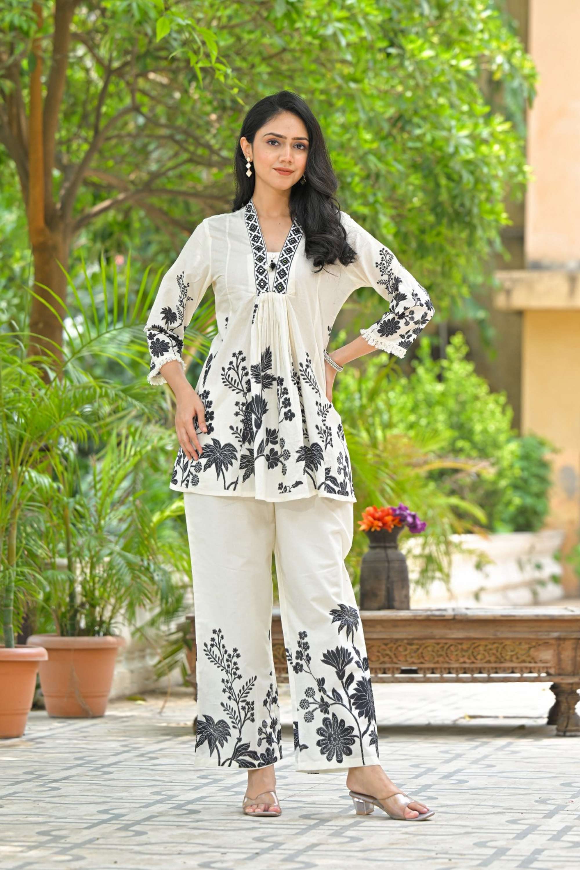 Printed-Cotton-V-Neck-Women-s-Co-Ord-Set