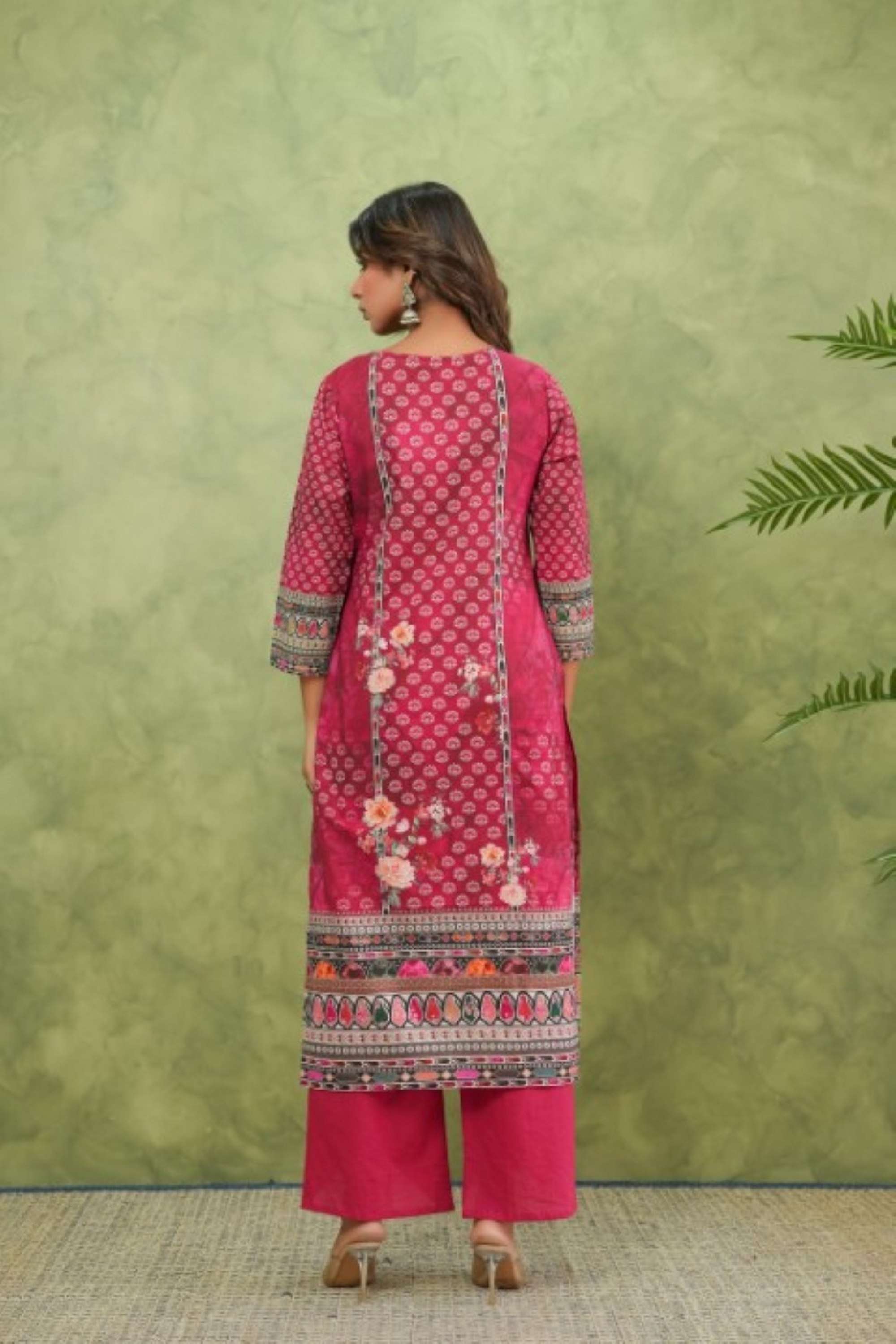 Muslin-Regular-Fit-Women-s-Kurta-Set