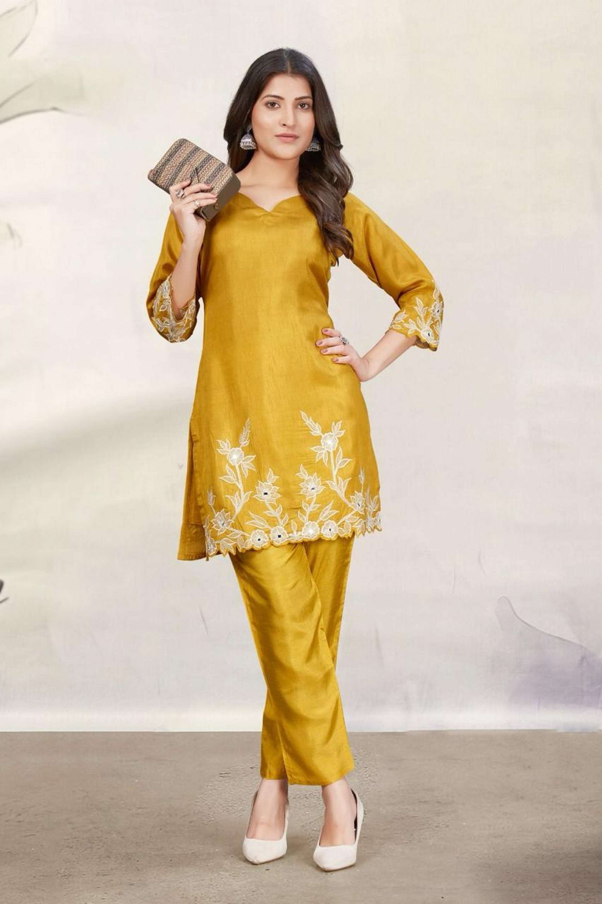 Embroidered-Blended-Fabric-V-Neck-Women-s-Co-Ord-Set