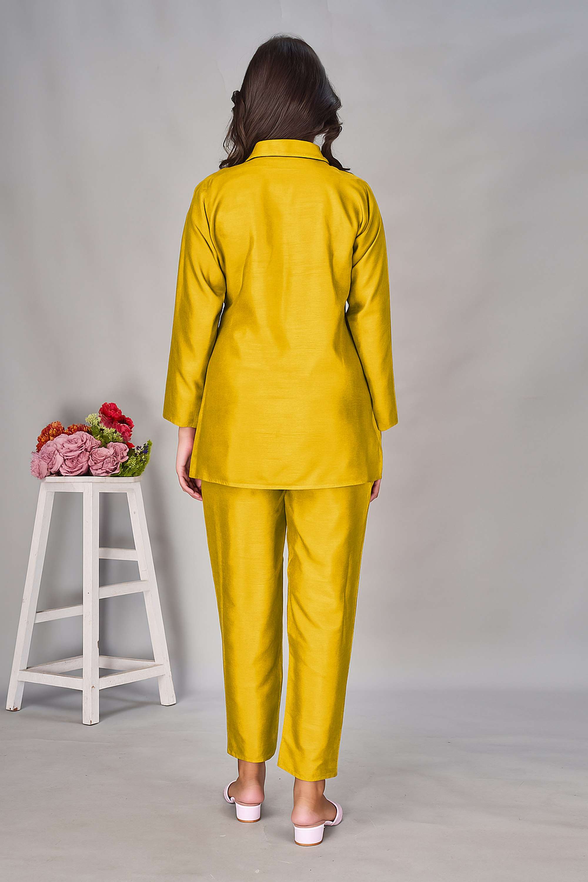 Solid-Blended-Fabric-Collared-Women-s-Co-Ord-Set