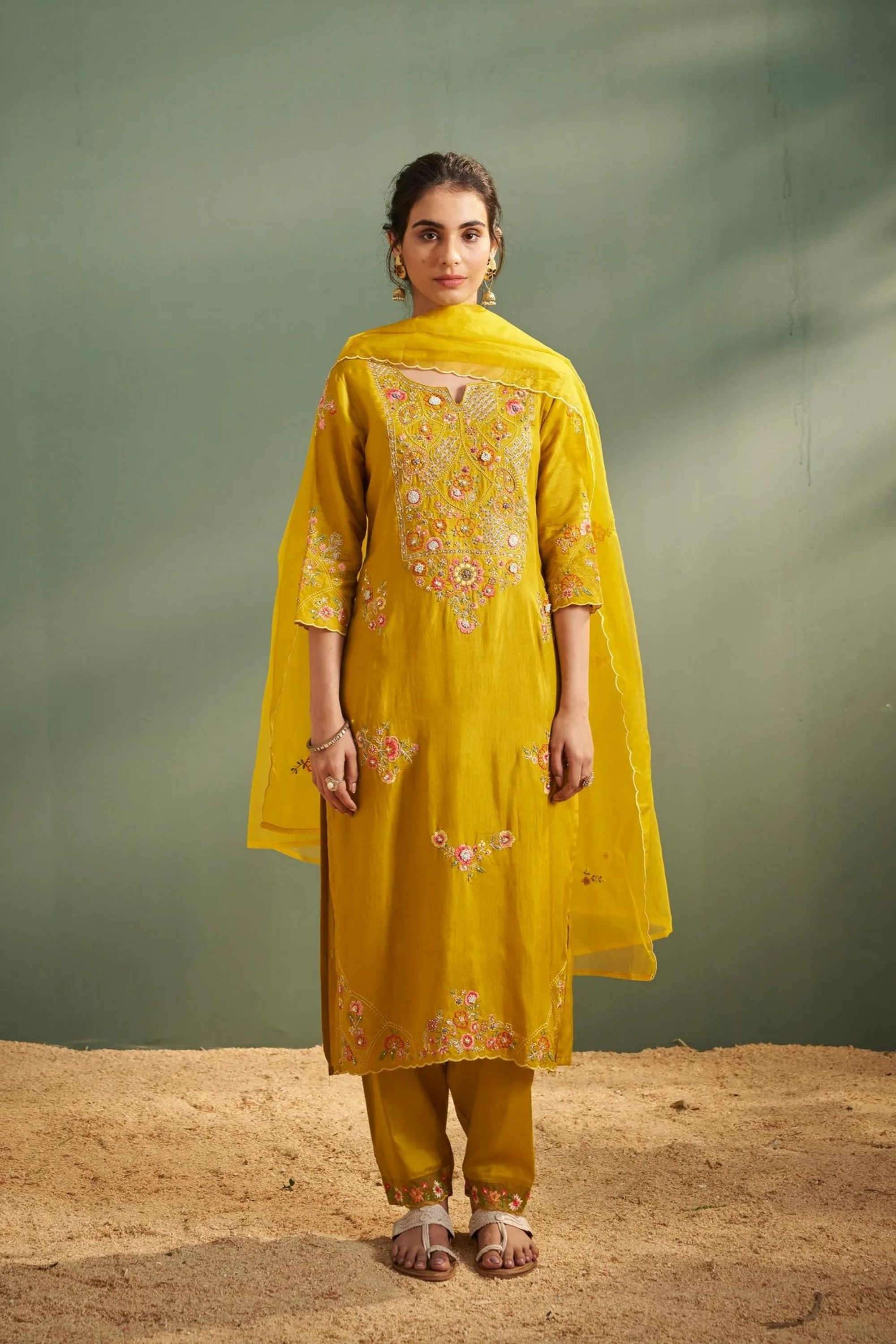Solid-Silk-Women-s-Festive-Wear-Kurta-Set