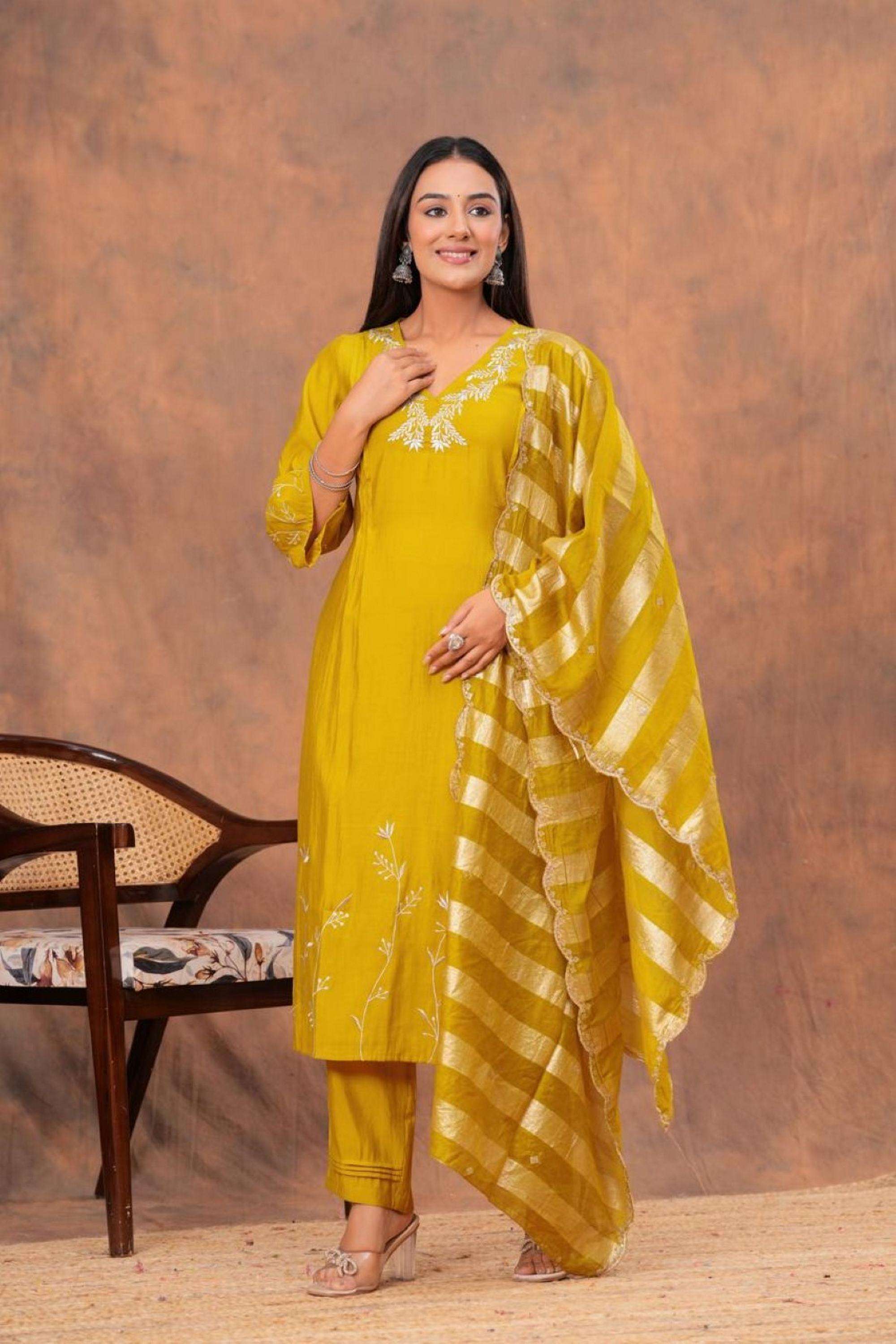 Embroidered-V-Neck-Blended-Fabric-Women-Kurta-with-Pant-and-Dupatta