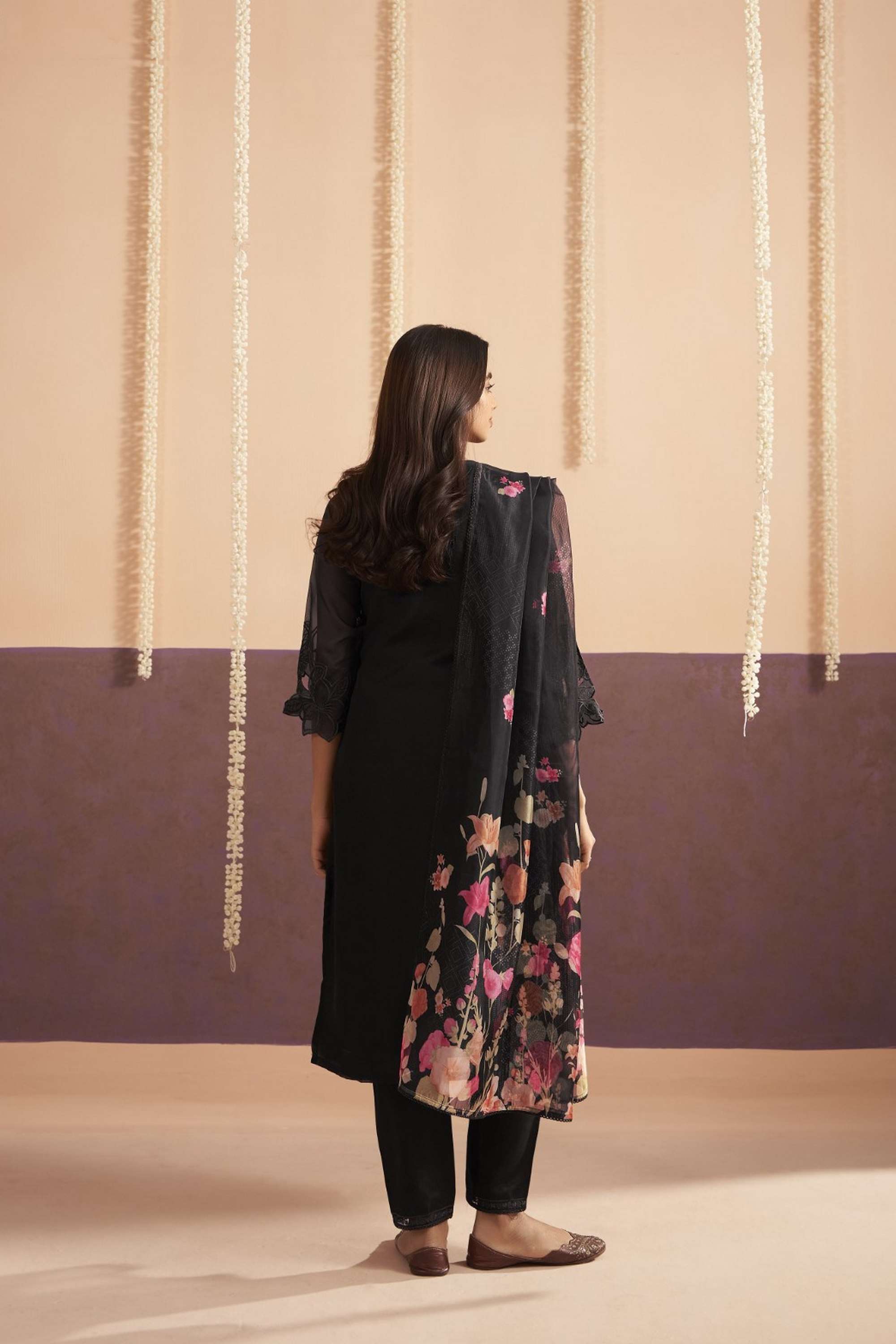 Printed-Viscose-Round-Neck-Women-s-Kurta-Set