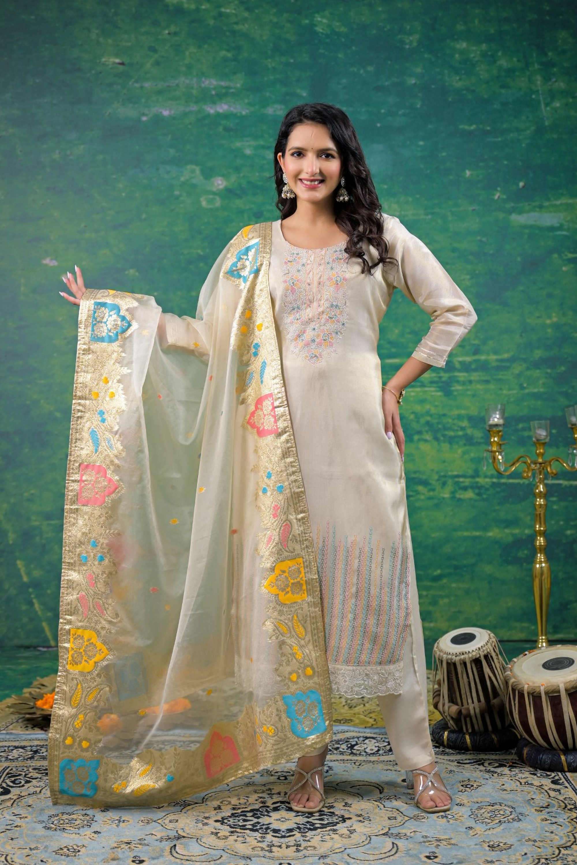 Solid-Viscose-Women-s-Festive-Wear-Kurta-Set