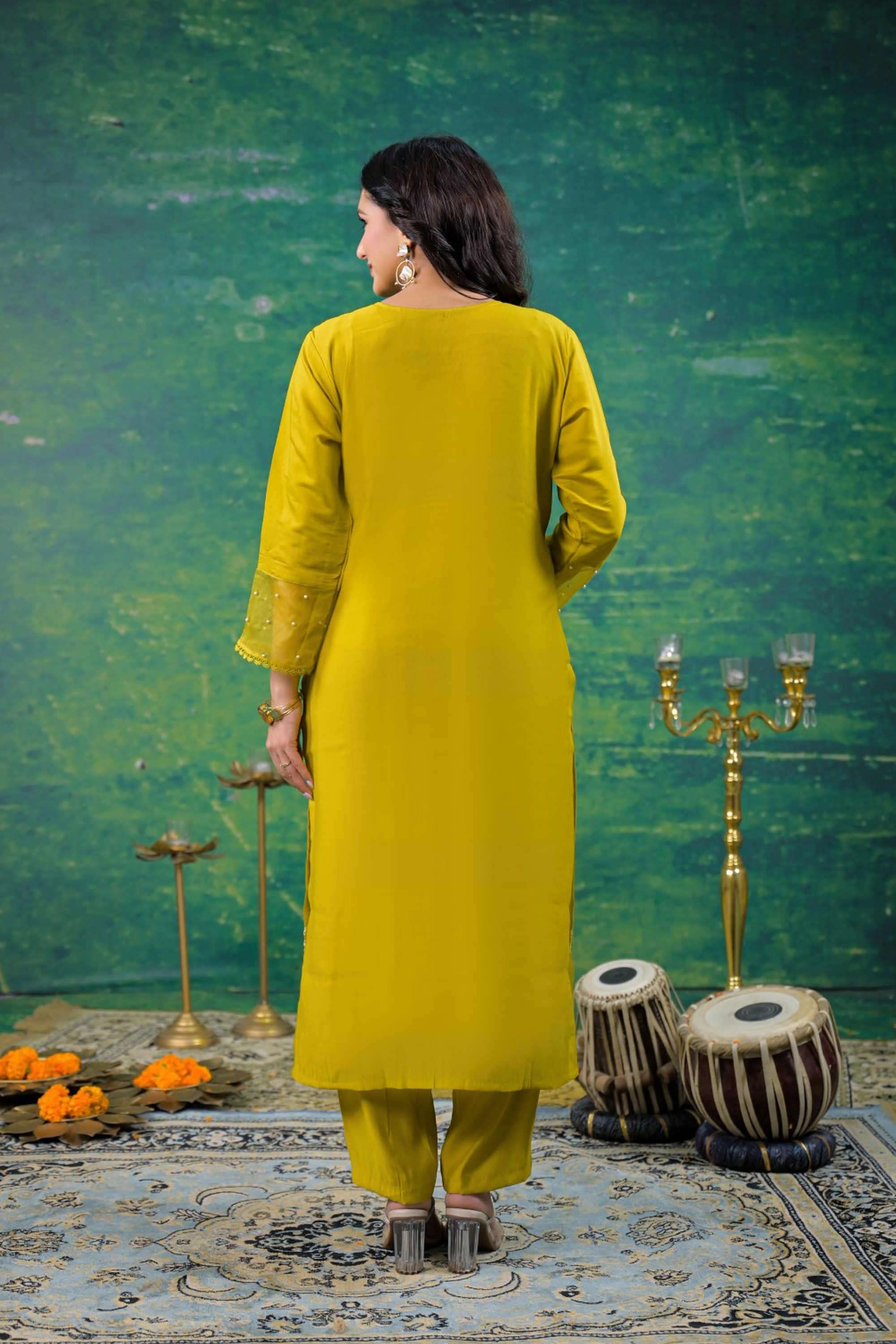 Solid-Viscose-Women-s-Ethnic-Kurta-Set