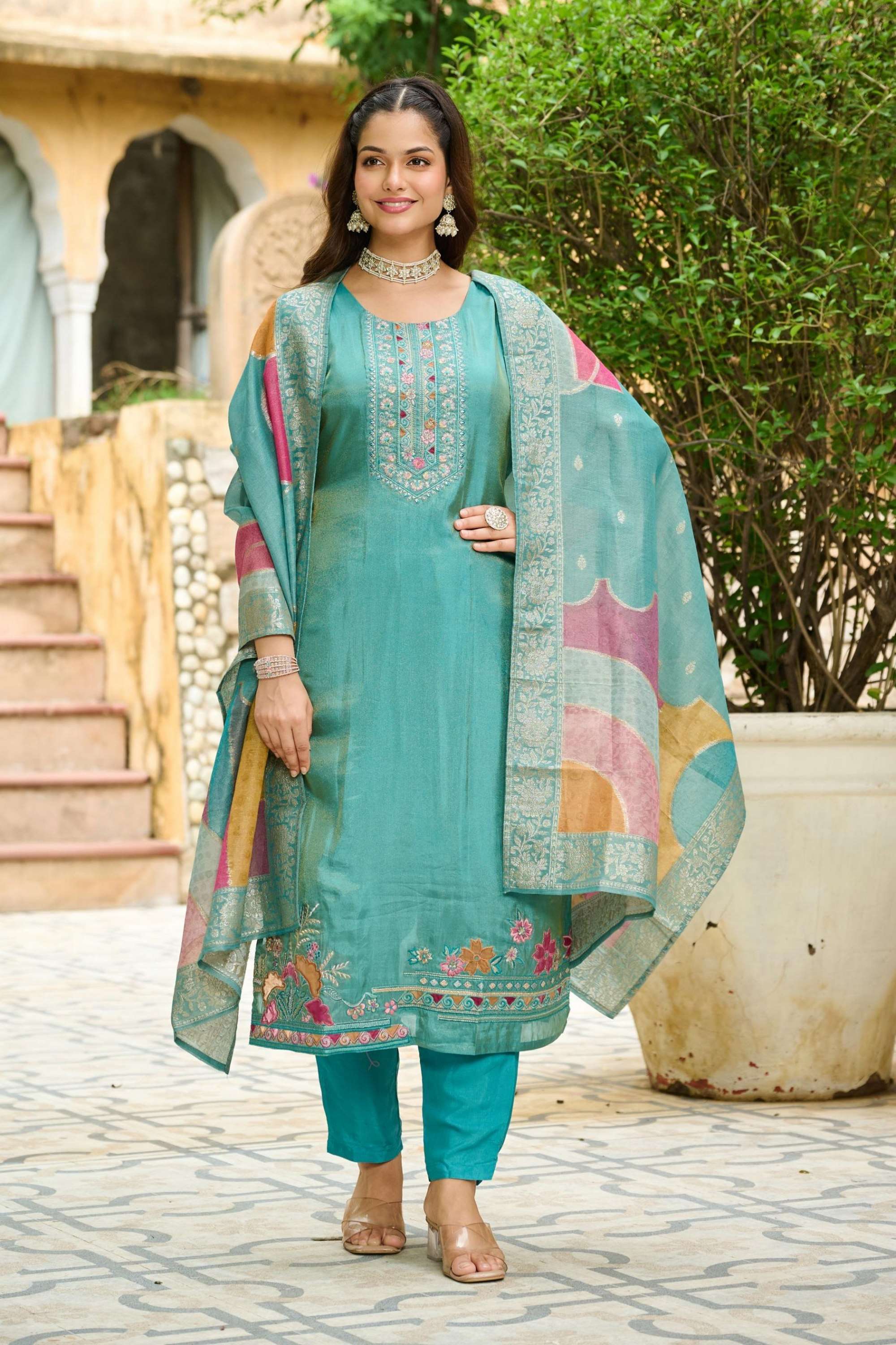 Printed-Blended-Fabric-Round-Neck-Women-s-Kurta-Set