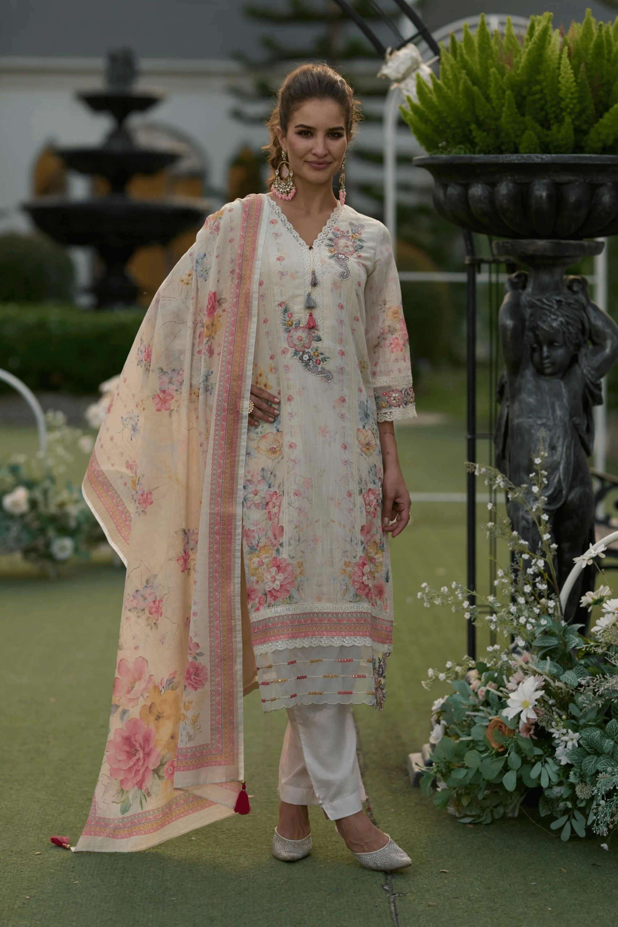 Solid-Cotton-Blend-Women-s-Ethnic-Kurta-Set