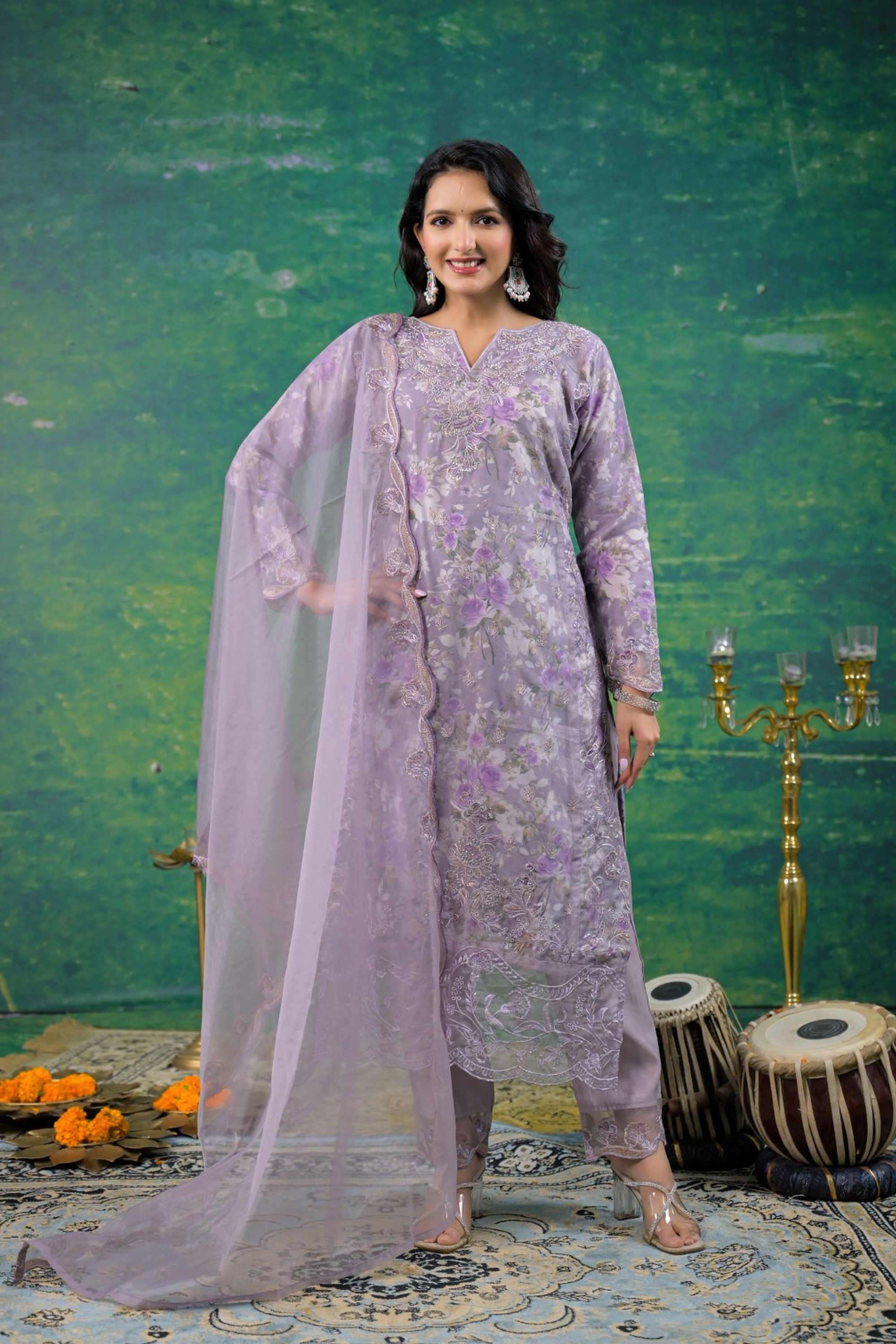 Textured-Organza-Women-s-Festive-Wear-Kurta-Set