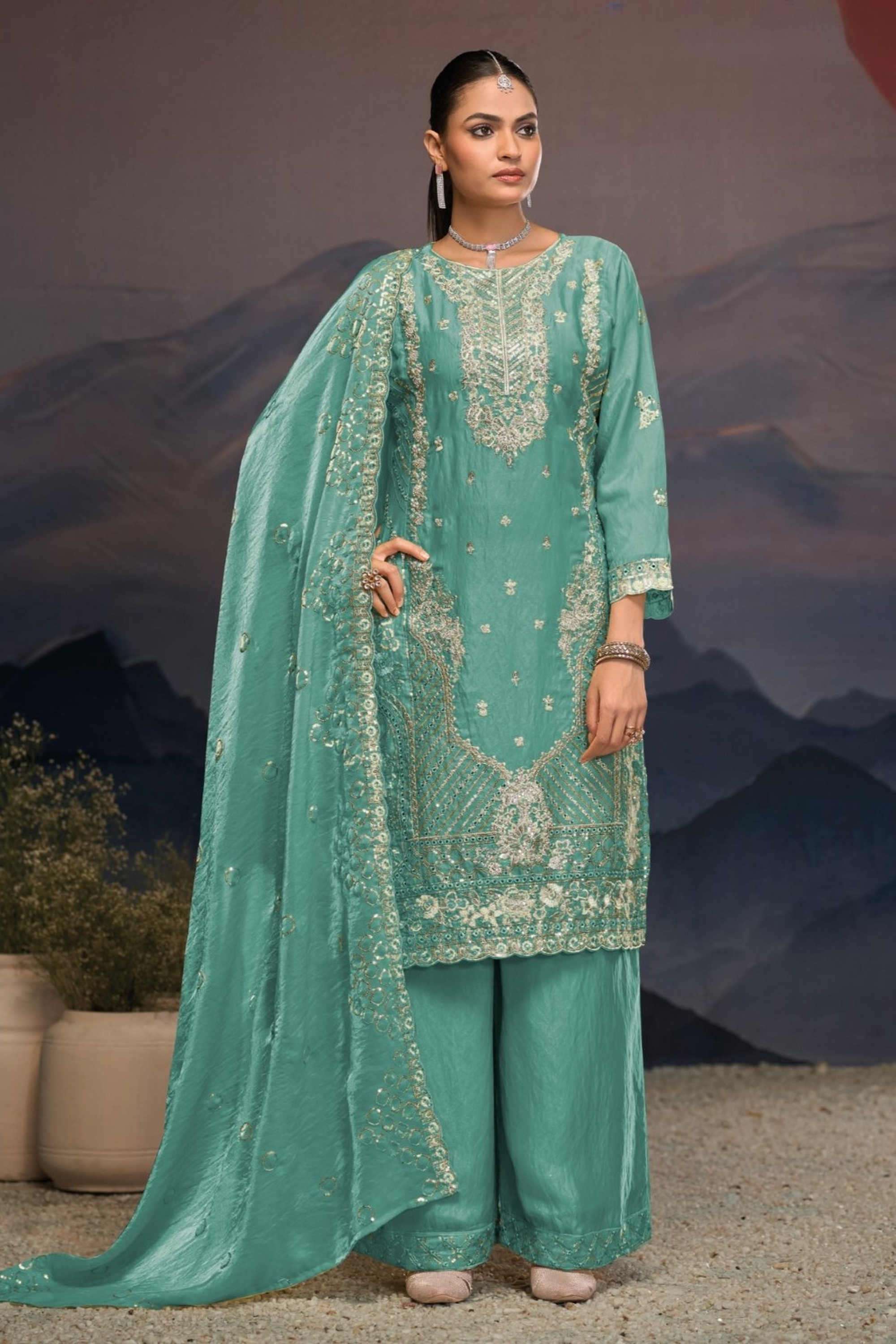 Textured-Organza-Women-s-Festive-Wear-Kurta-Set