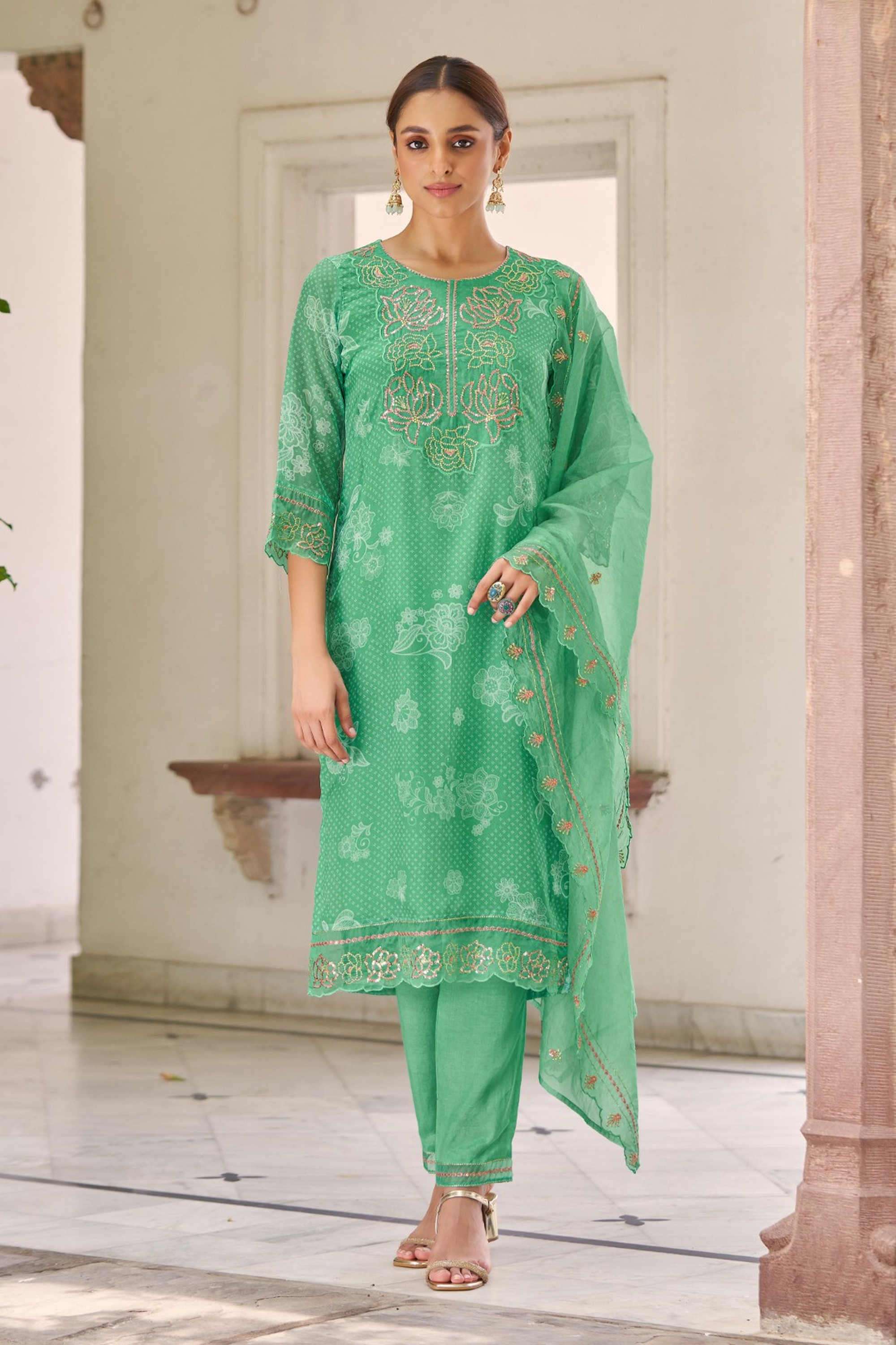 Solid-Silk-Women-s-Ethnic-Kurta-Set