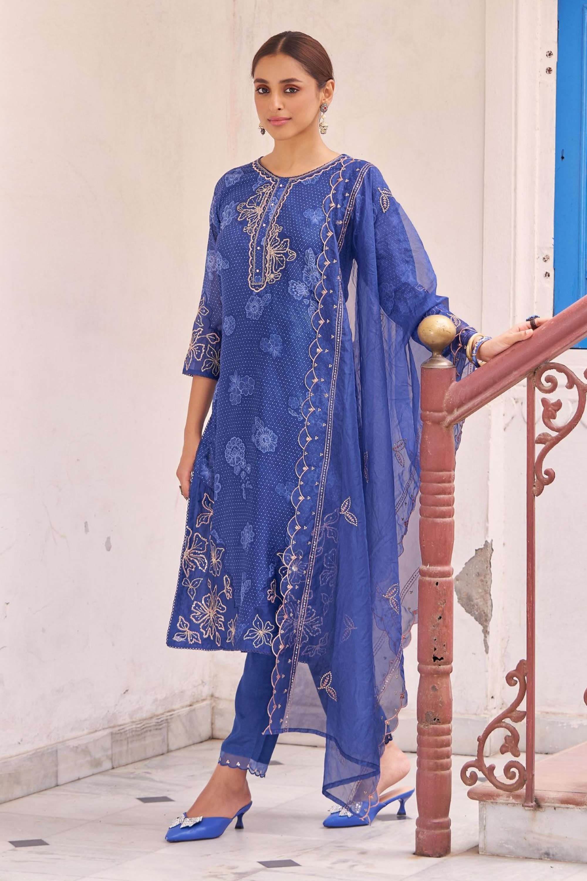 Blended-Fabric-Regular-Fit-Women-s-Kurta-Set