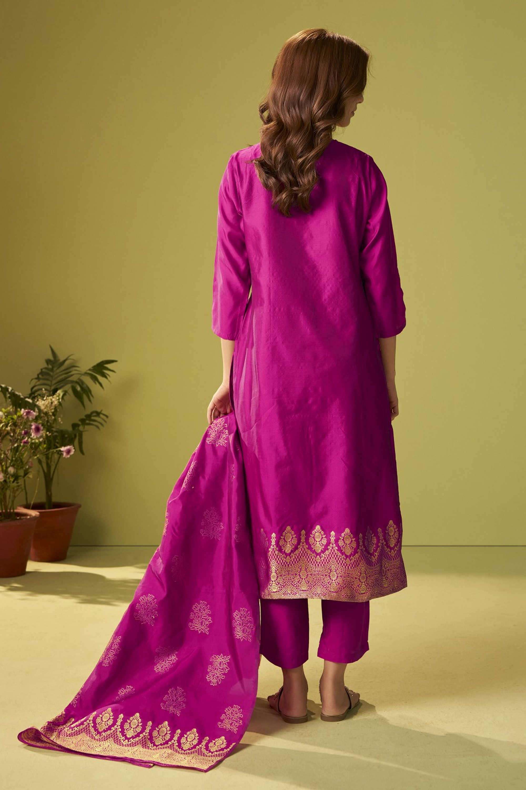 Embroidered-Silk-Women-s-Ethnic-Kurta-Set