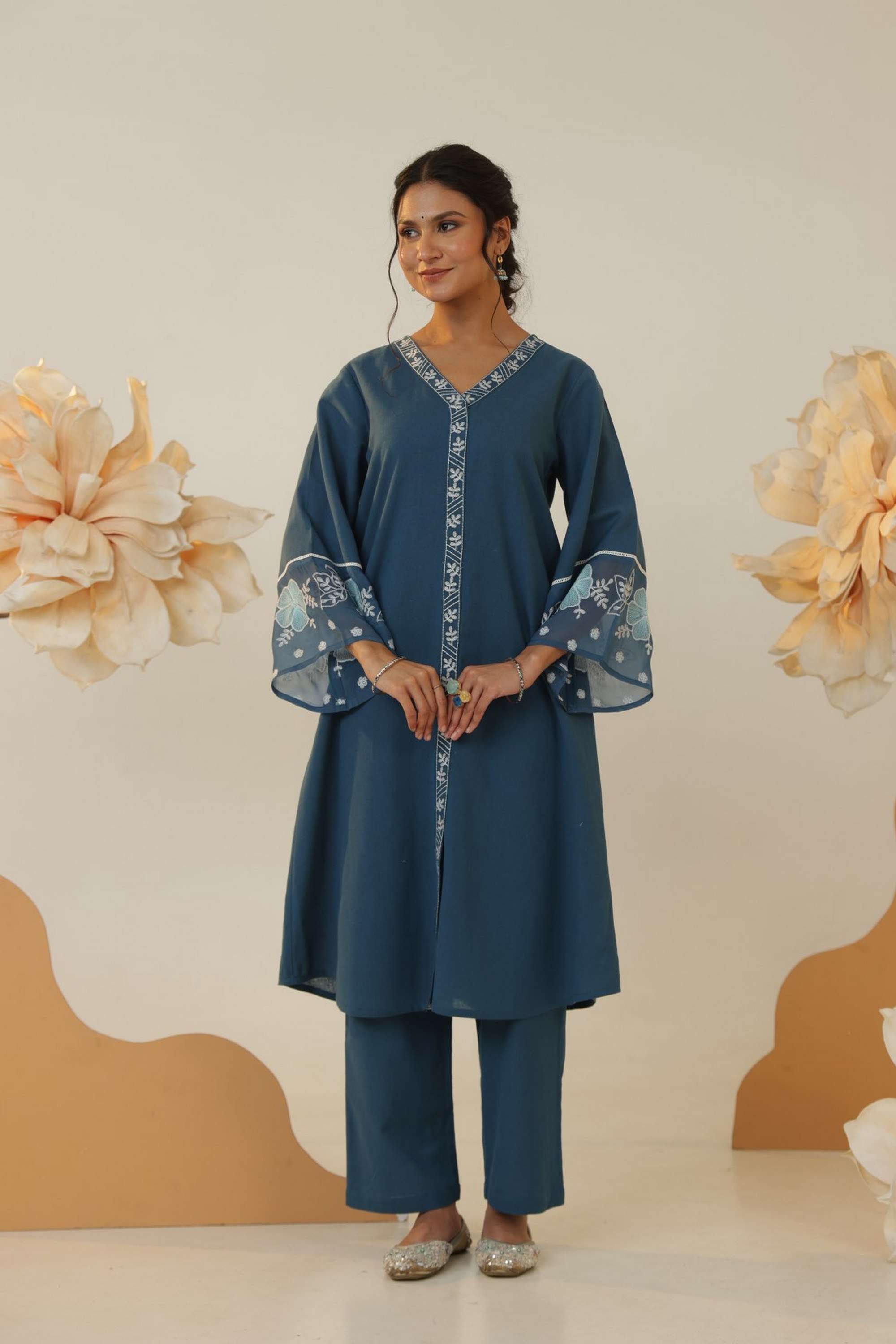 Embroidered-Cotton-V-Neck-Women-s-Co-Ord-Set