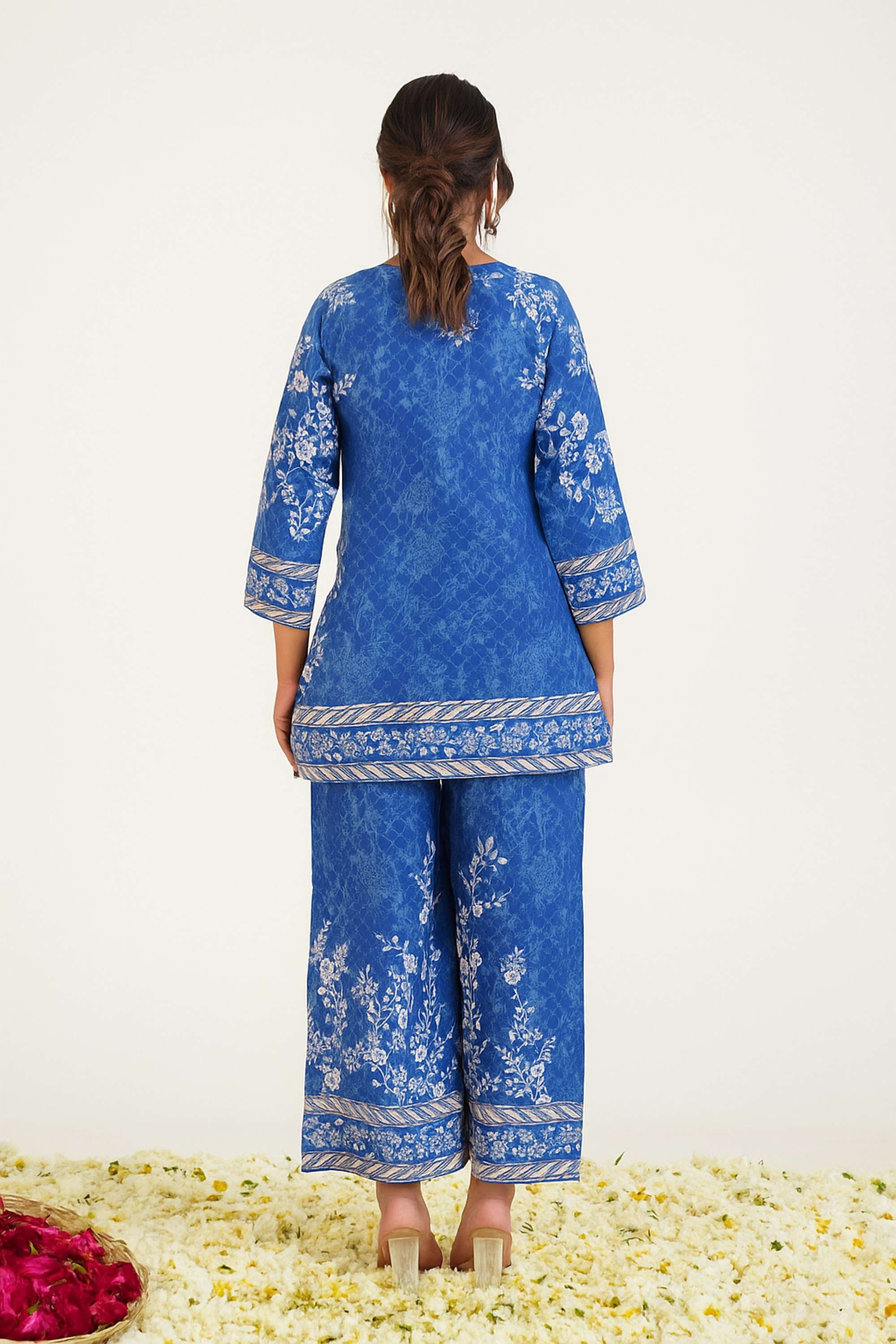 Printed-Crepe-V-Neck-Women-s-Co-Ord-Set