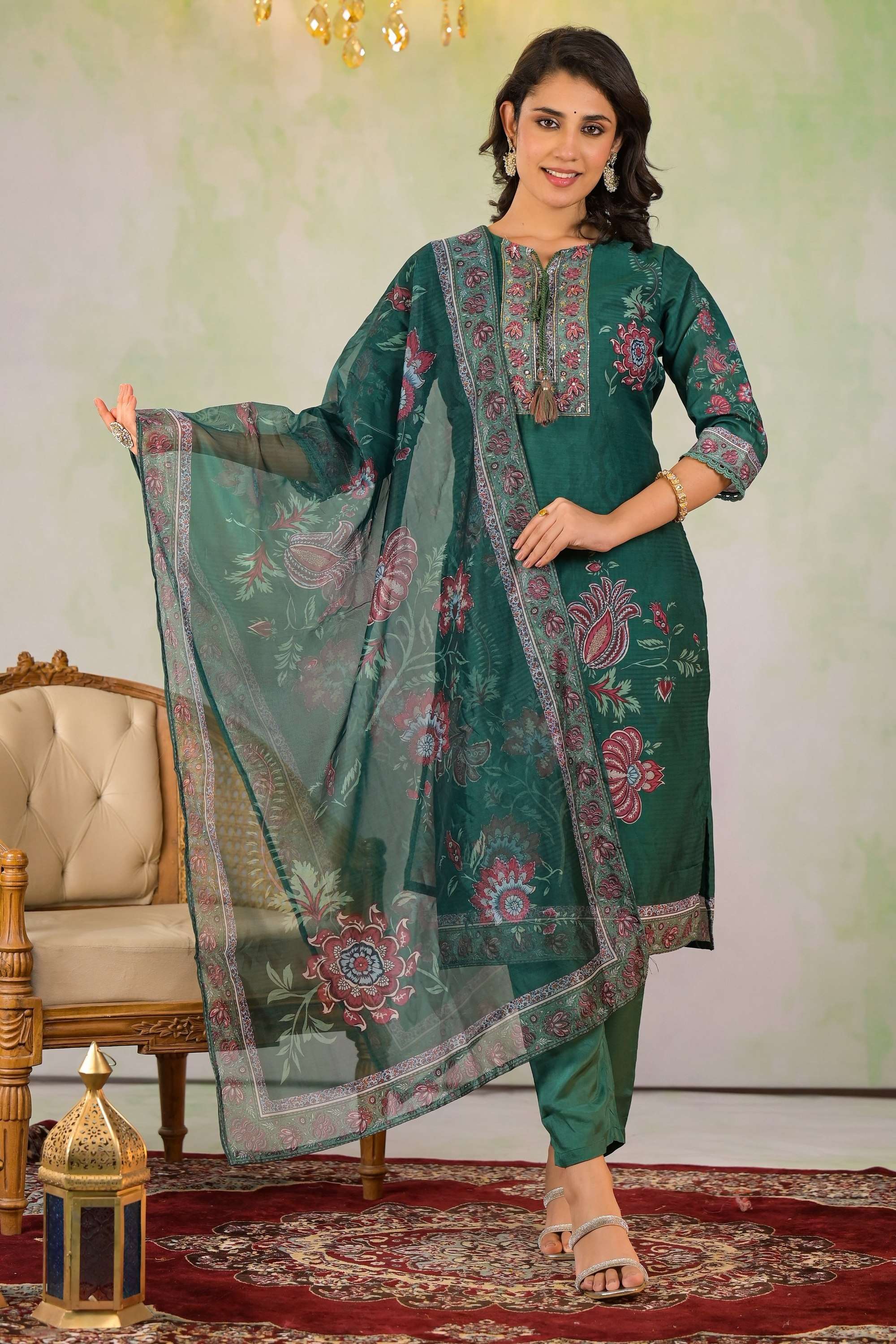 Printed-Blended-Fabric-Round-Neck-Women-s-Kurta-Set