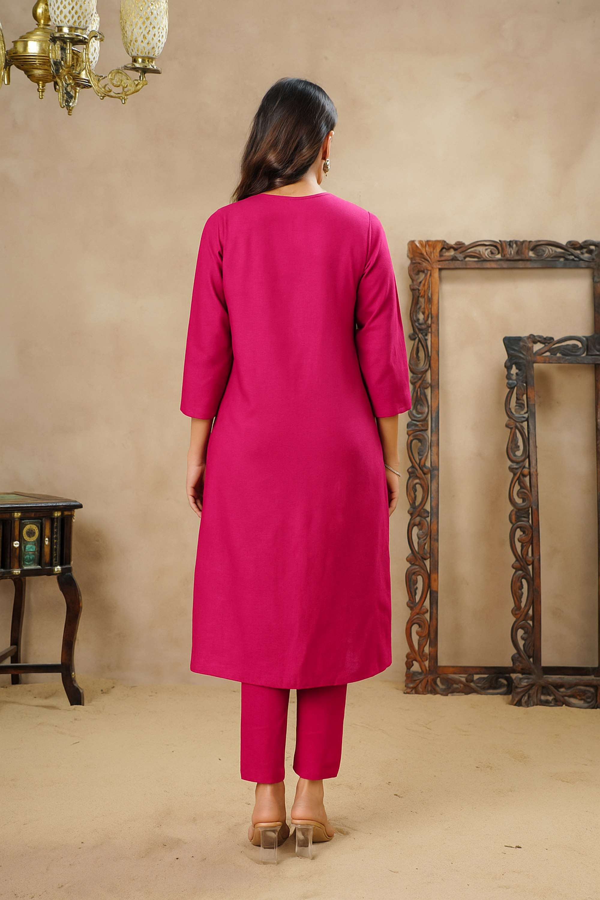 Printed-Muslin-Round-Neck-Women-s-Kurta-Set