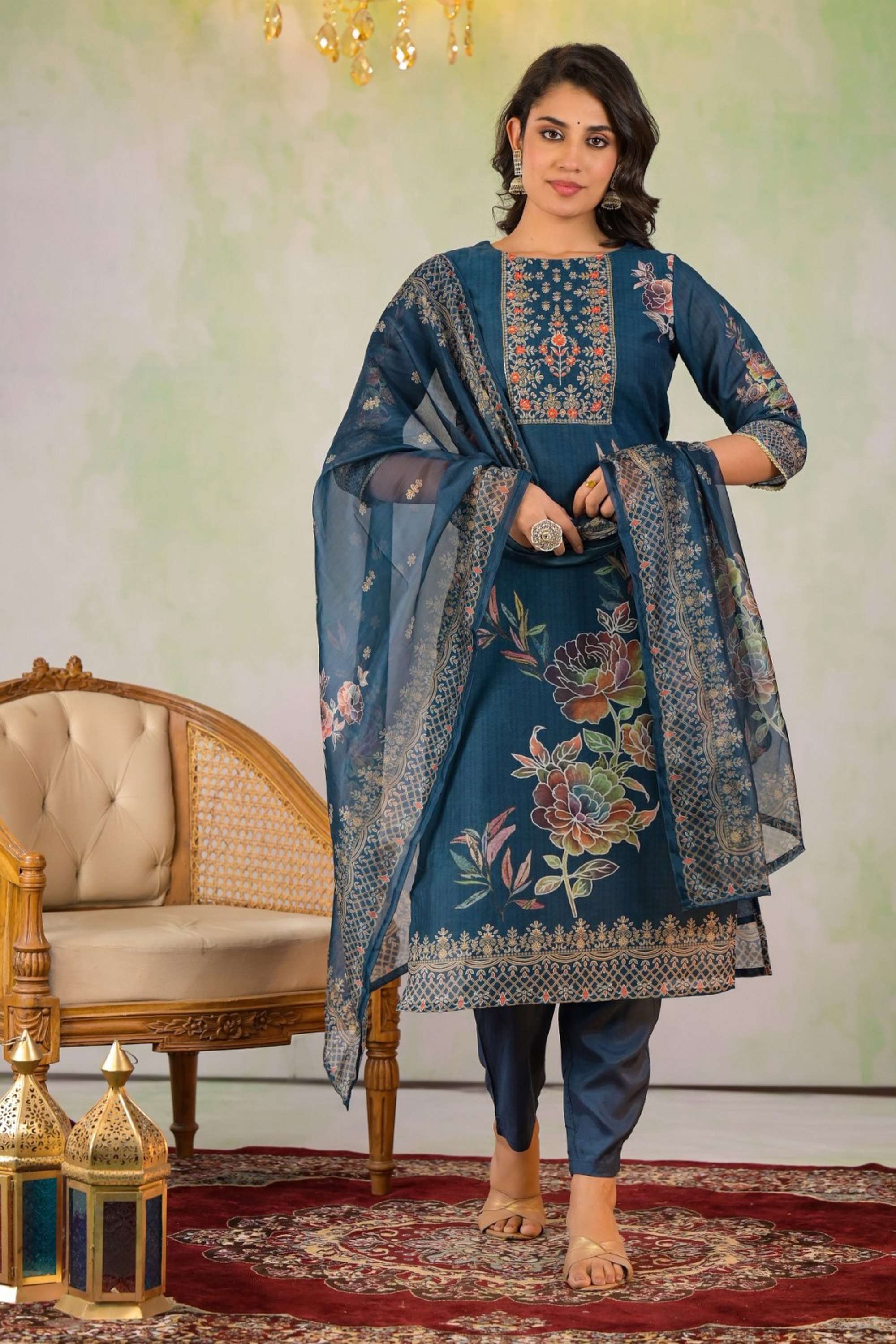 Printed-Blended-Fabric-Round-Neck-Women-s-Kurta-Set
