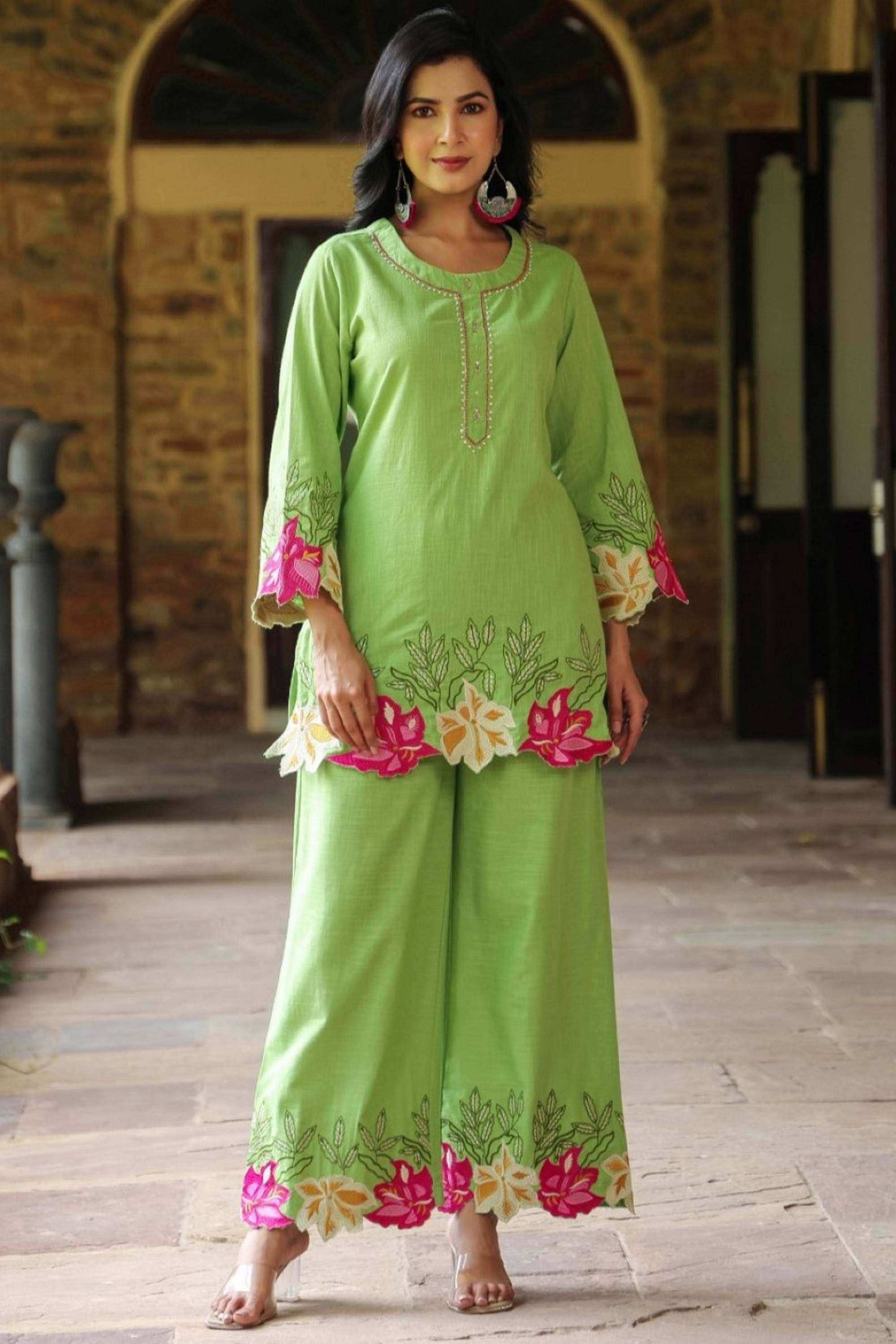 Printed-Muslin-Women-s-Ethnic-Kurta-Set