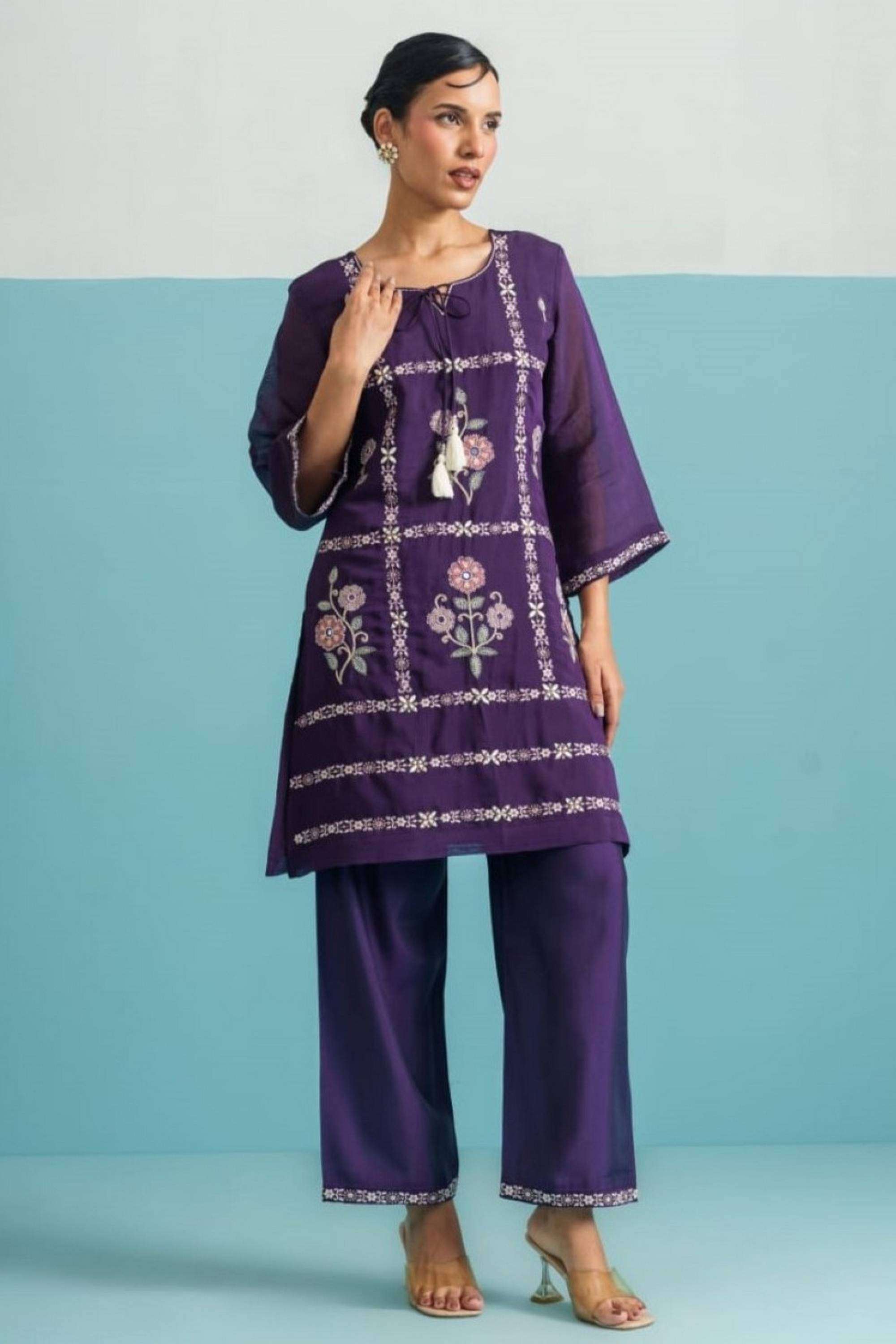 Embellished-Organza-Women-s-Festive-Wear-Kurta-Set