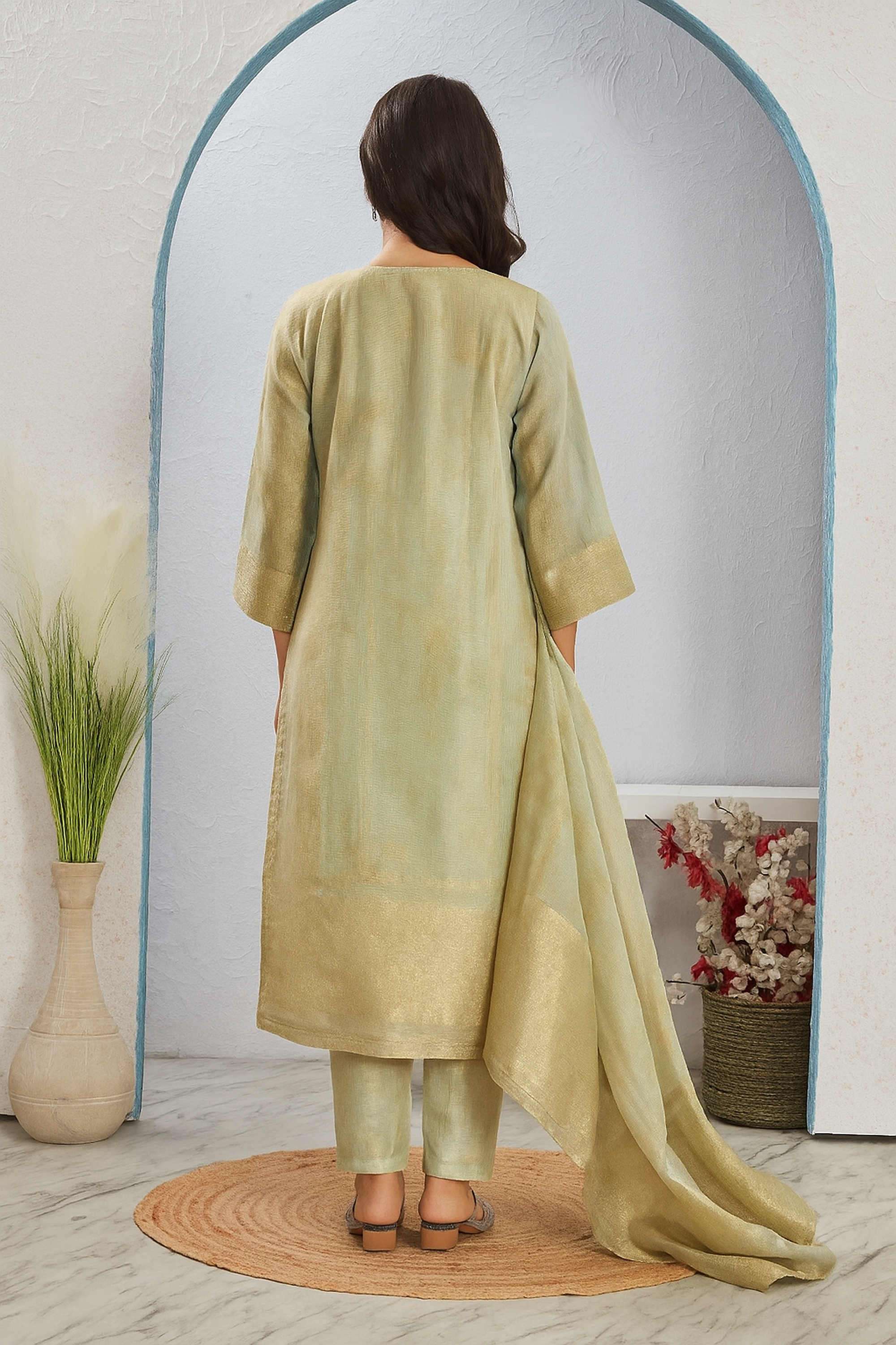 Solid-Viscose-Women-s-Ethnic-Kurta-Set