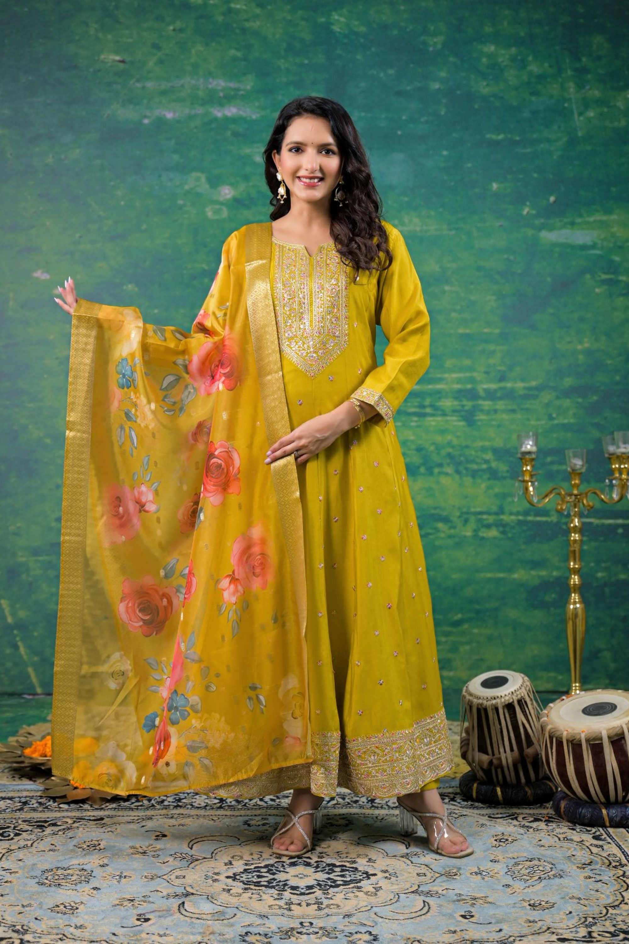 Solid-Silk-Women-s-Ethnic-Kurta-Set