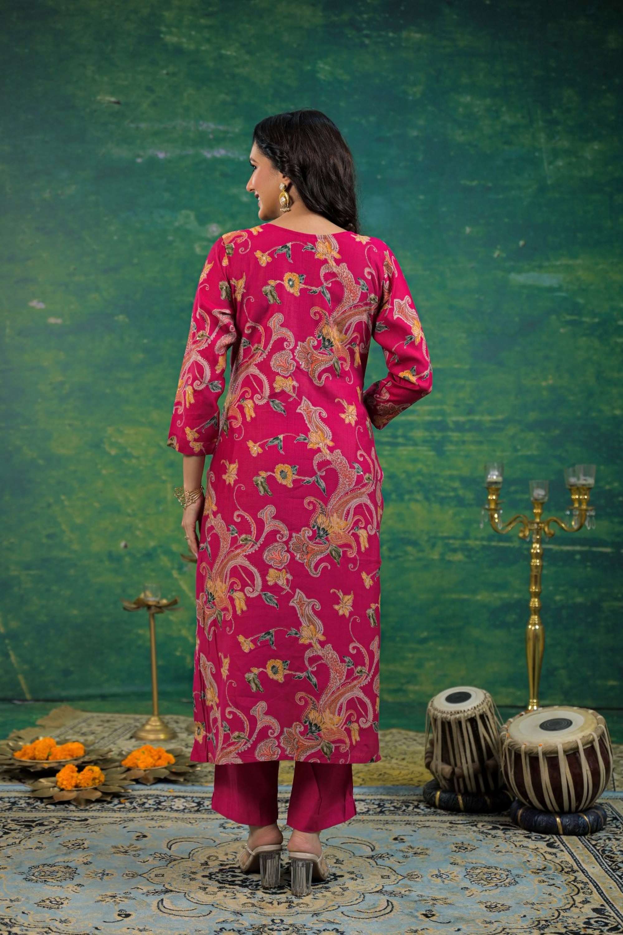 Linen-Regular-Fit-Women-s-Kurta-Set