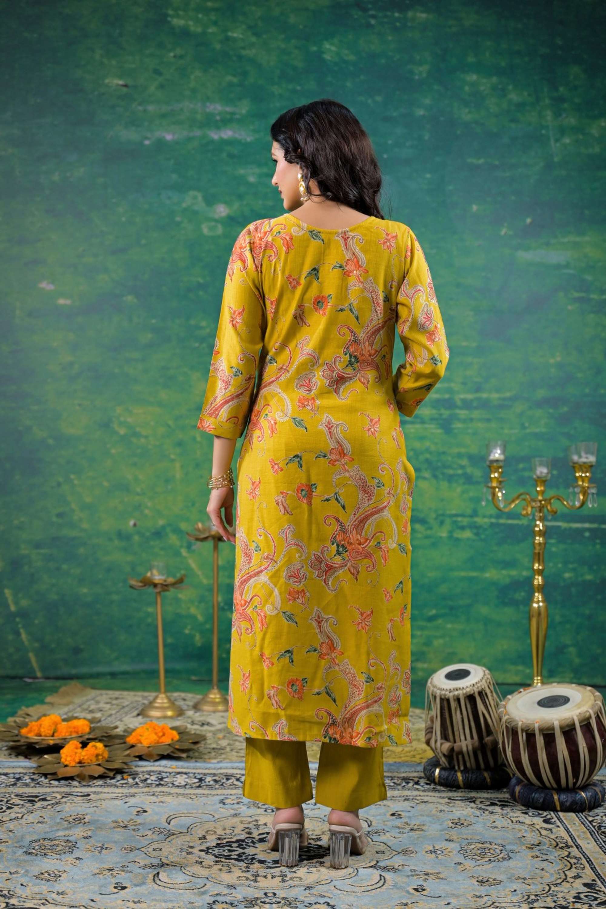 Linen-Regular-Fit-Women-s-Kurta-Set