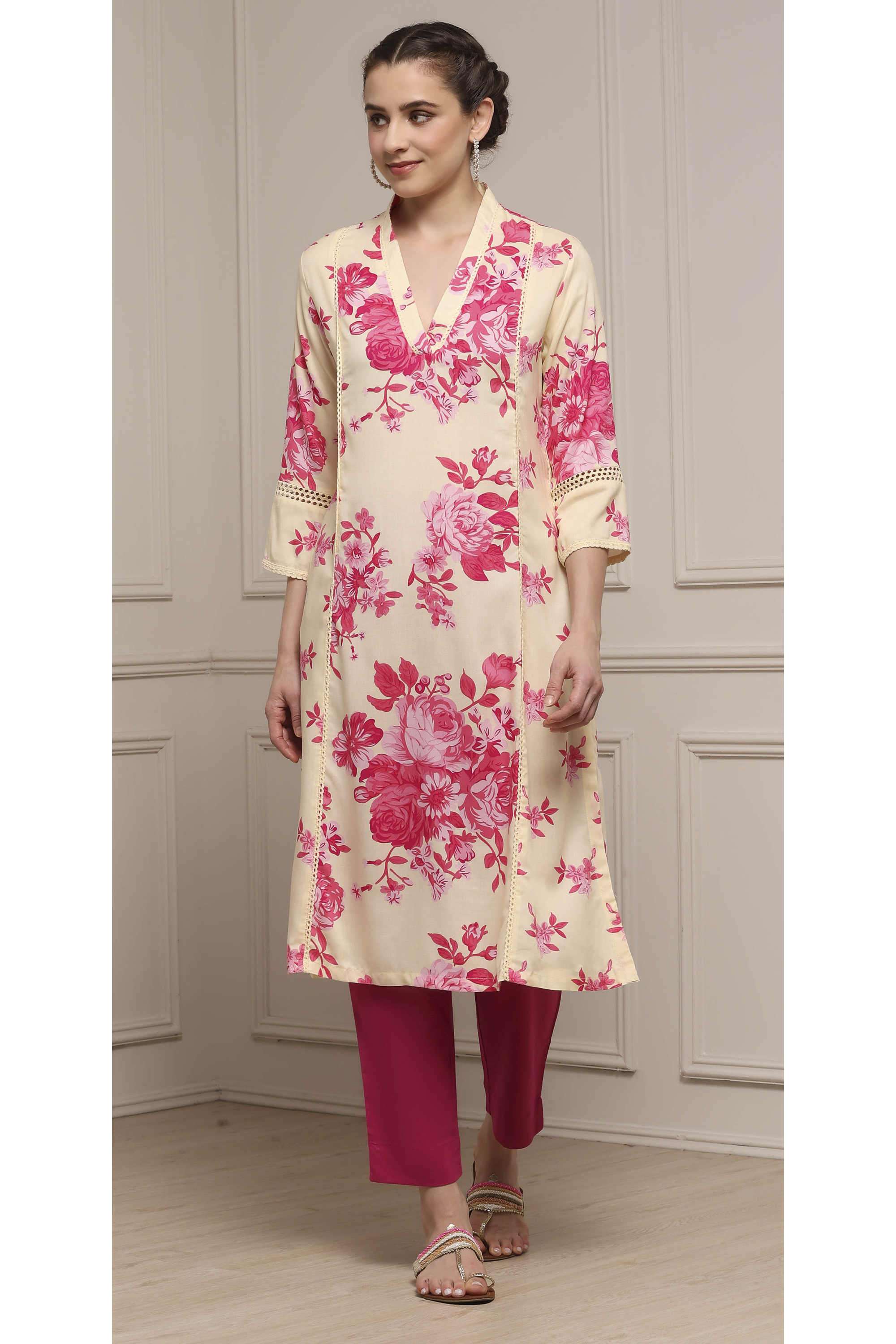 Floral-Rayon-V-Neck-Women-Fusion-Wear-Kurta