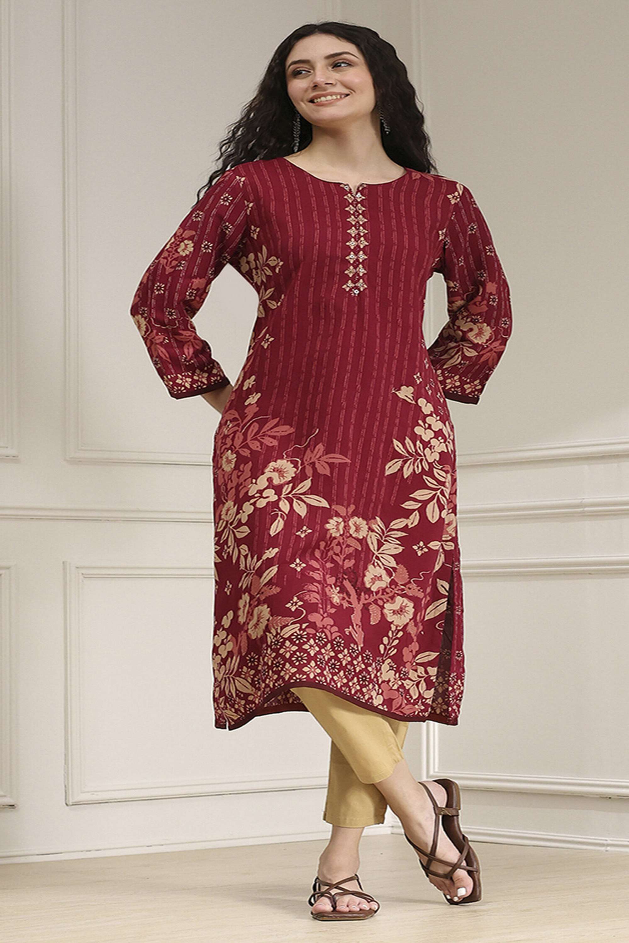 Printed-Rayon-Round-Neck-Women-Festive-Wear-Kurta